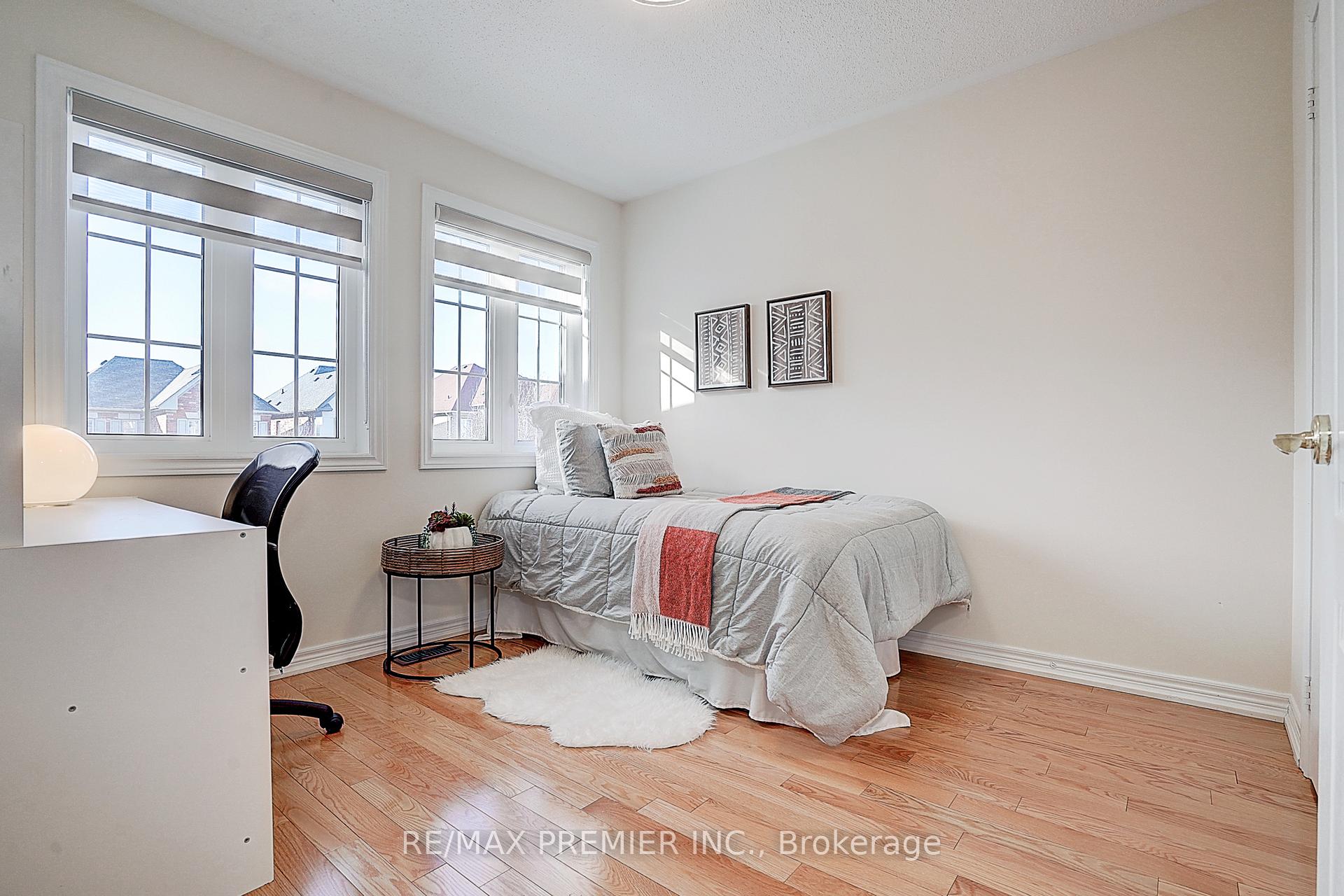 Photo 30 of 41 Silverado Hills Drive, Markham, Cathedraltown — HOMEH