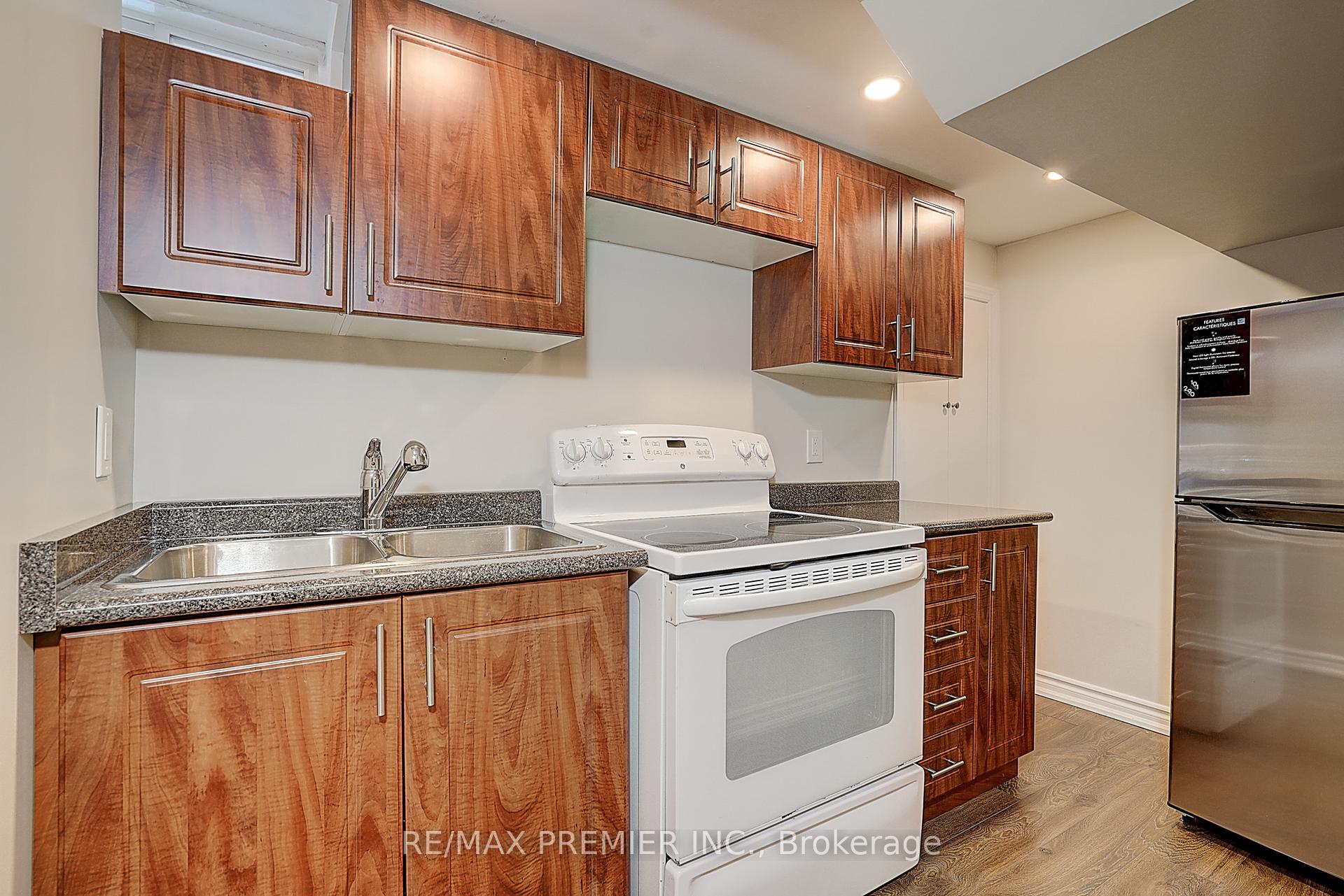 Photo 37 of 41 Silverado Hills Drive, Markham, Cathedraltown — HOMEH