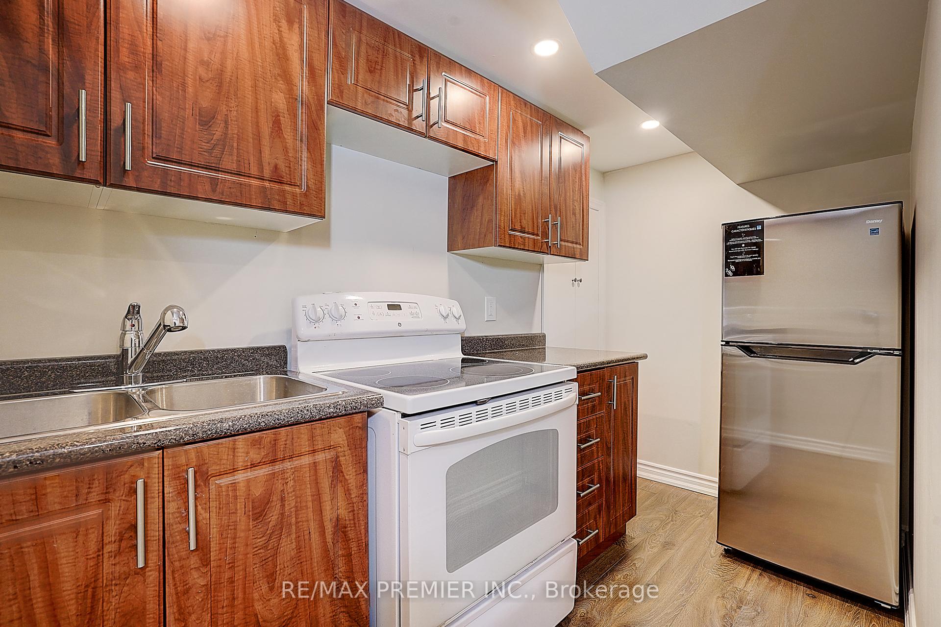 Photo 40 of 41 Silverado Hills Drive, Markham, Cathedraltown — HOMEH