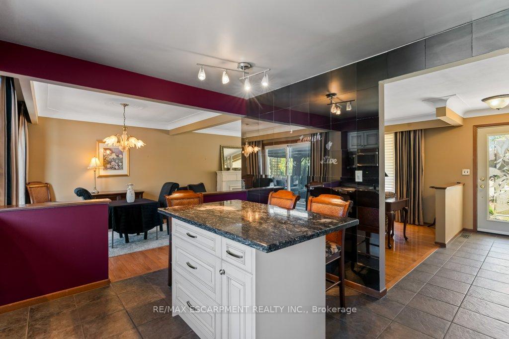 Photo 12 of 4925 Cameron Avenue, Lincoln, Beamsville — HOMEH
