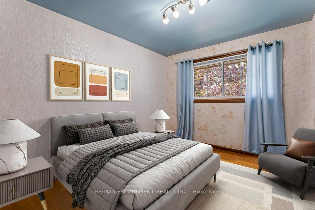 Photo 13 of 4925 Cameron Avenue, Lincoln, Beamsville — HOMEH
