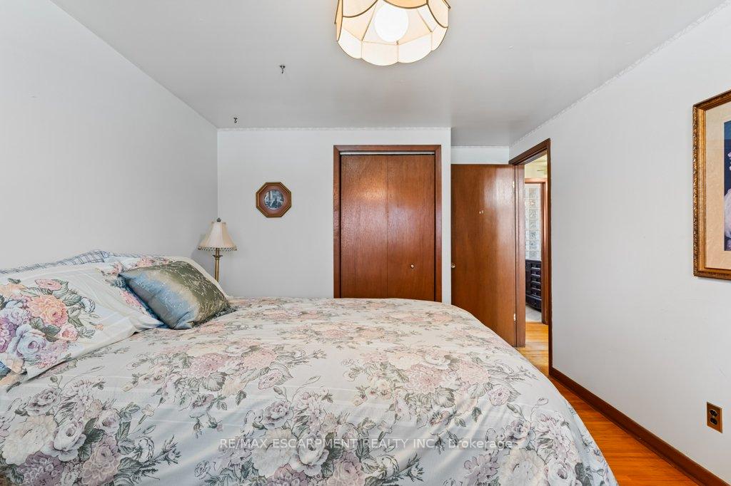 Photo 20 of 4925 Cameron Avenue, Lincoln, Beamsville — HOMEH