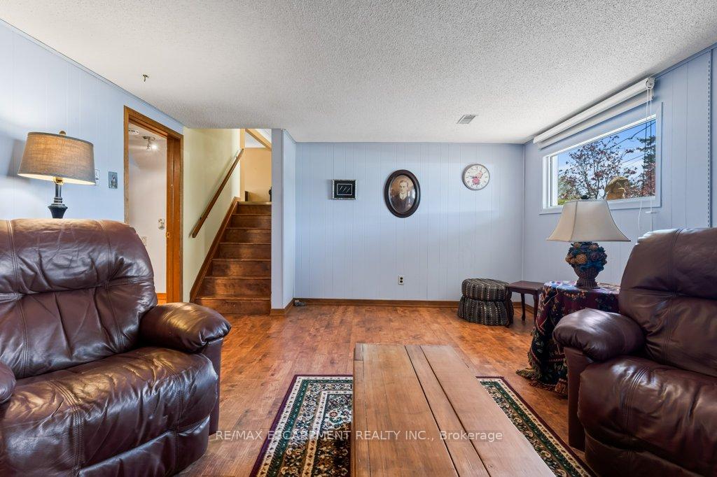 Photo 23 of 4925 Cameron Avenue, Lincoln, Beamsville — HOMEH