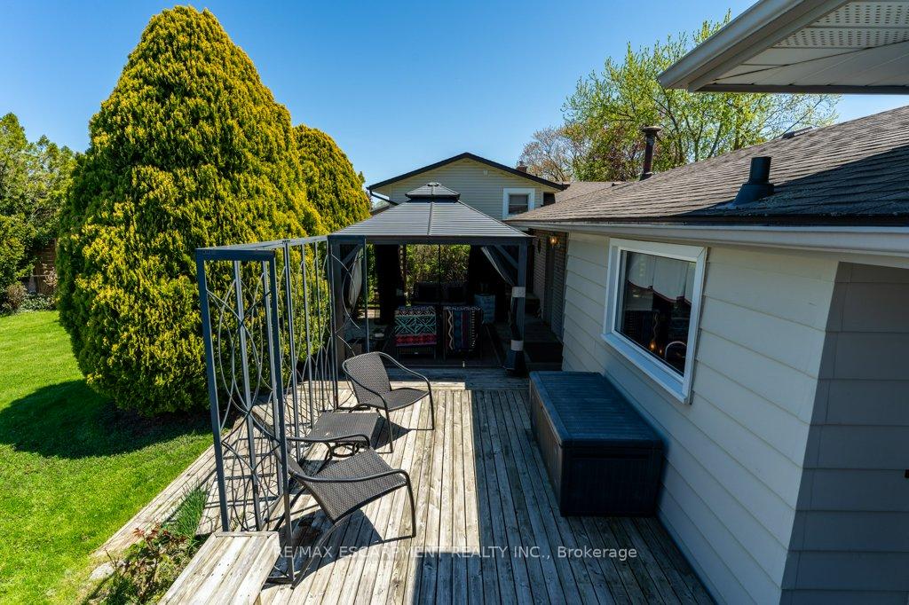 Photo 35 of 4925 Cameron Avenue, Lincoln, Beamsville — HOMEH