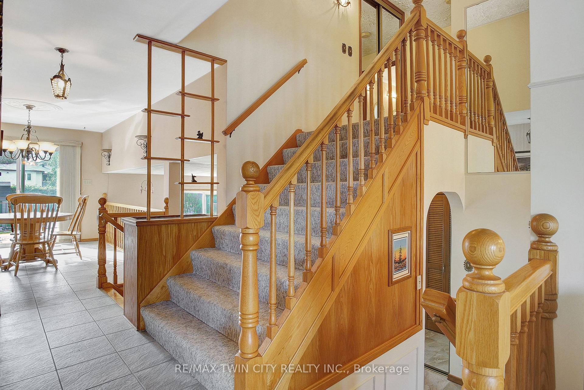 Photo 11 of 267 Normandy Avenue, Waterloo — HOMEH
