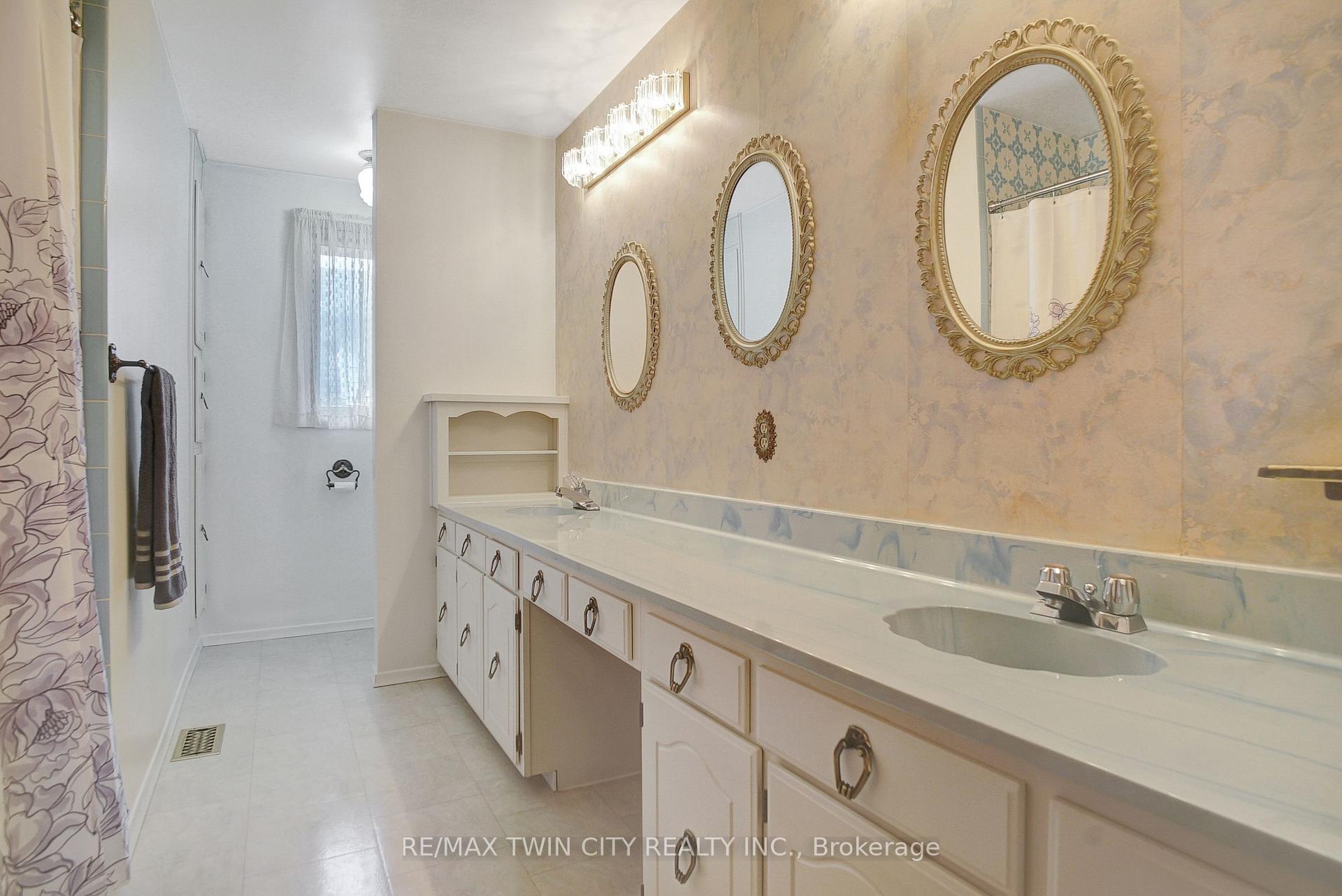 Photo 10 of 267 Normandy Avenue, Waterloo — HOMEH