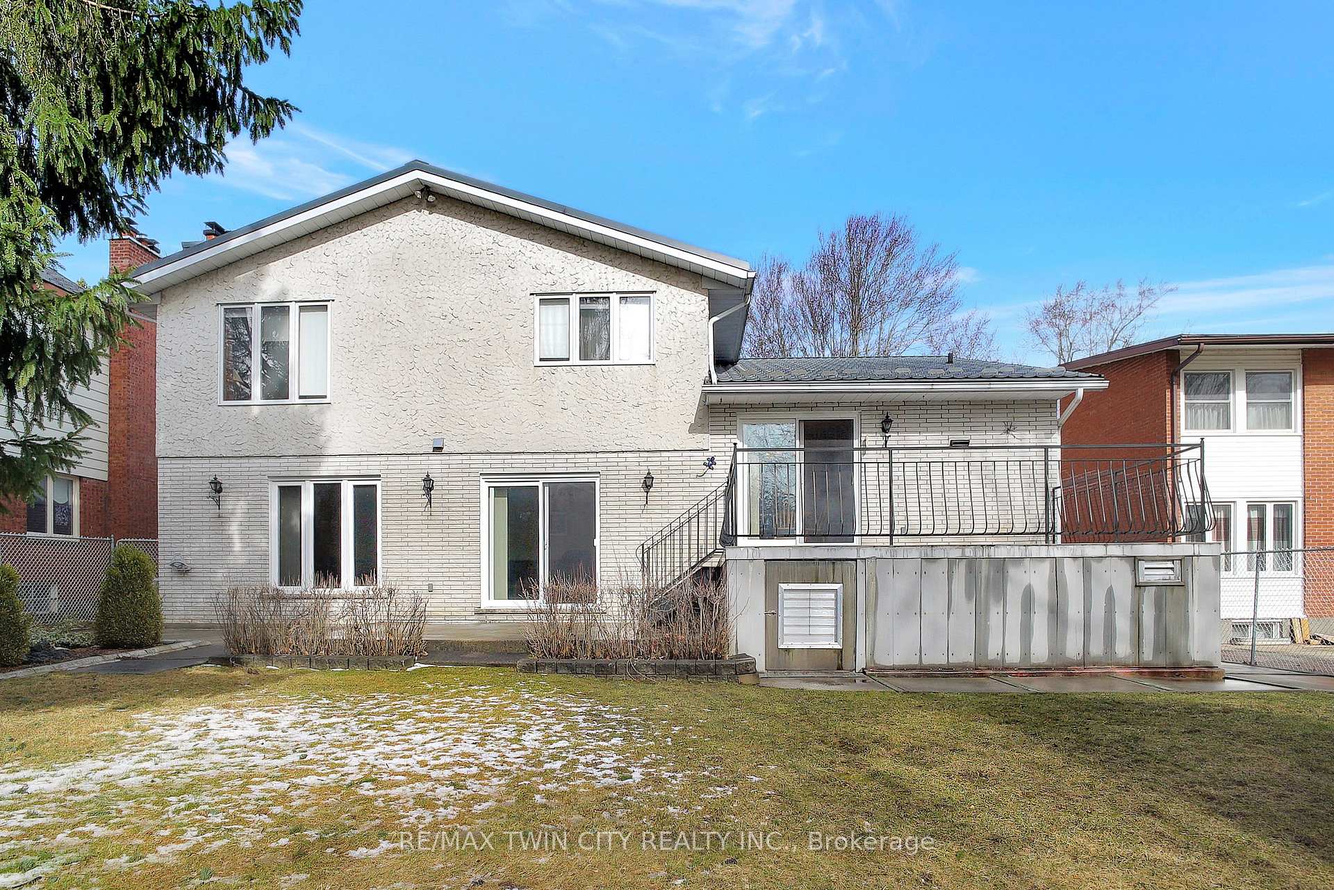 Photo 30 of 267 Normandy Avenue, Waterloo — HOMEH