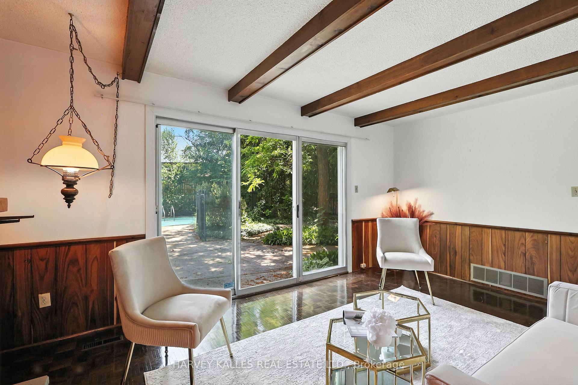 Photo 17 of 15 Woolsthorpe Crescent, Markham, German Mills — HOMEH