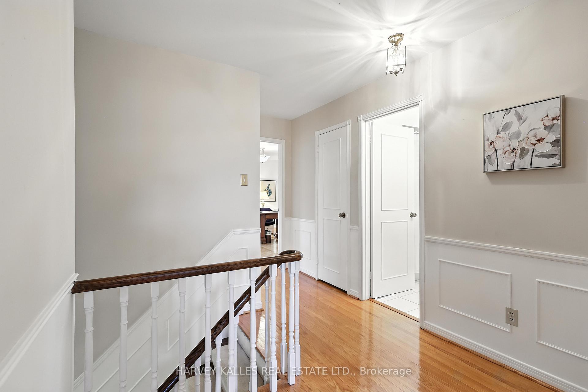 Photo 15 of 15 Woolsthorpe Crescent, Markham, German Mills — HOMEH
