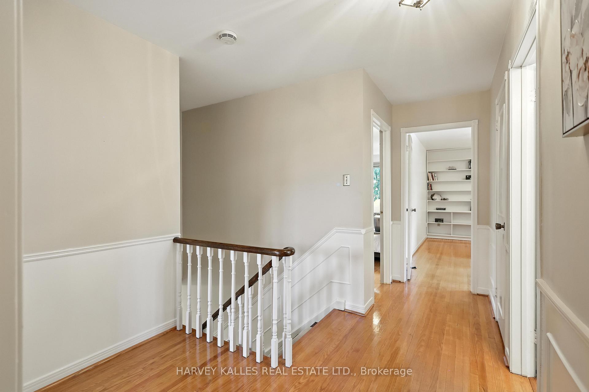 Photo 18 of 15 Woolsthorpe Crescent, Markham, German Mills — HOMEH