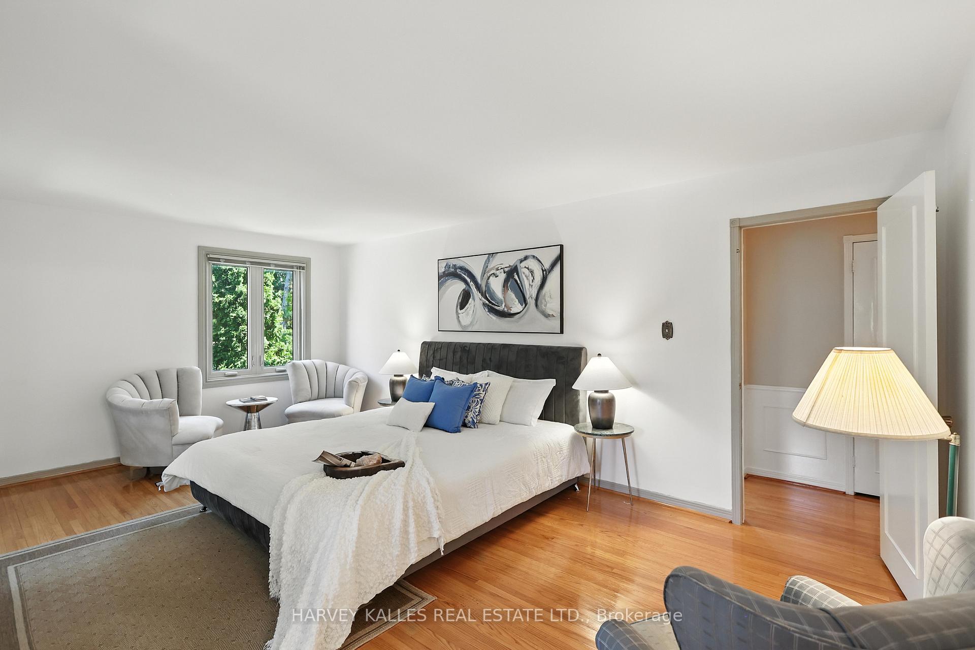 Photo 20 of 15 Woolsthorpe Crescent, Markham, German Mills — HOMEH