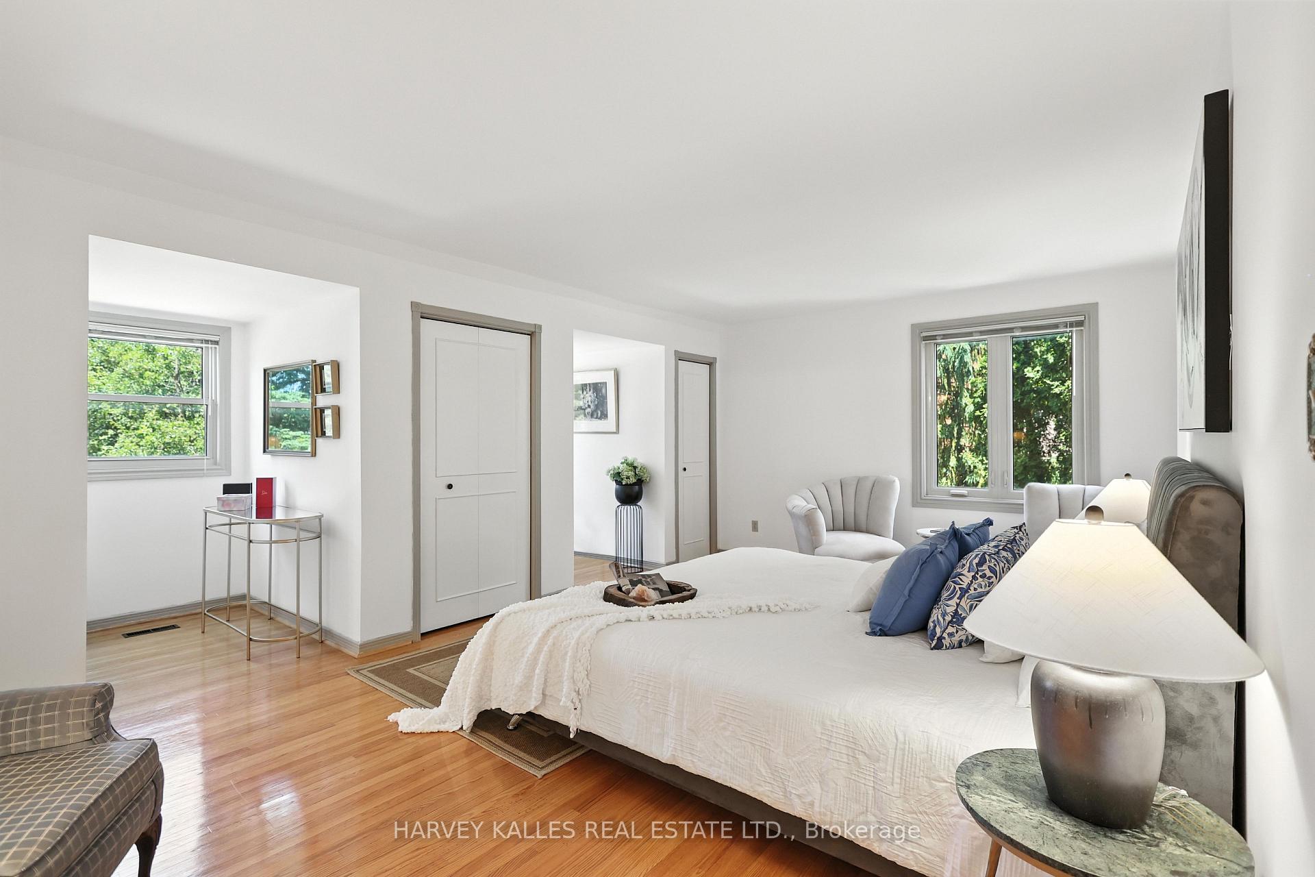 Photo 25 of 15 Woolsthorpe Crescent, Markham, German Mills — HOMEH