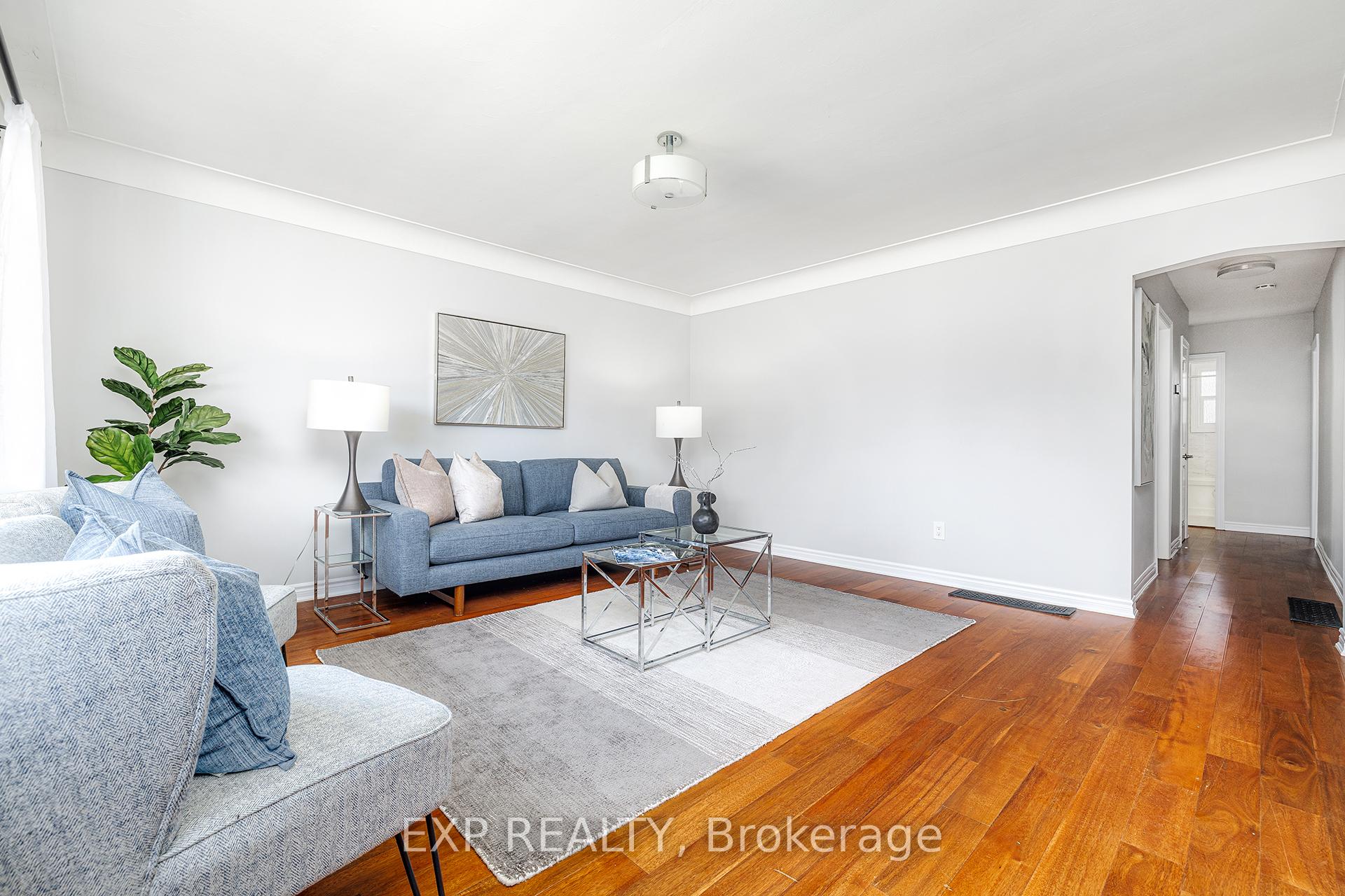 Photo 5 of 56 Toby Crescent, Hamilton, Huntington — HOMEH