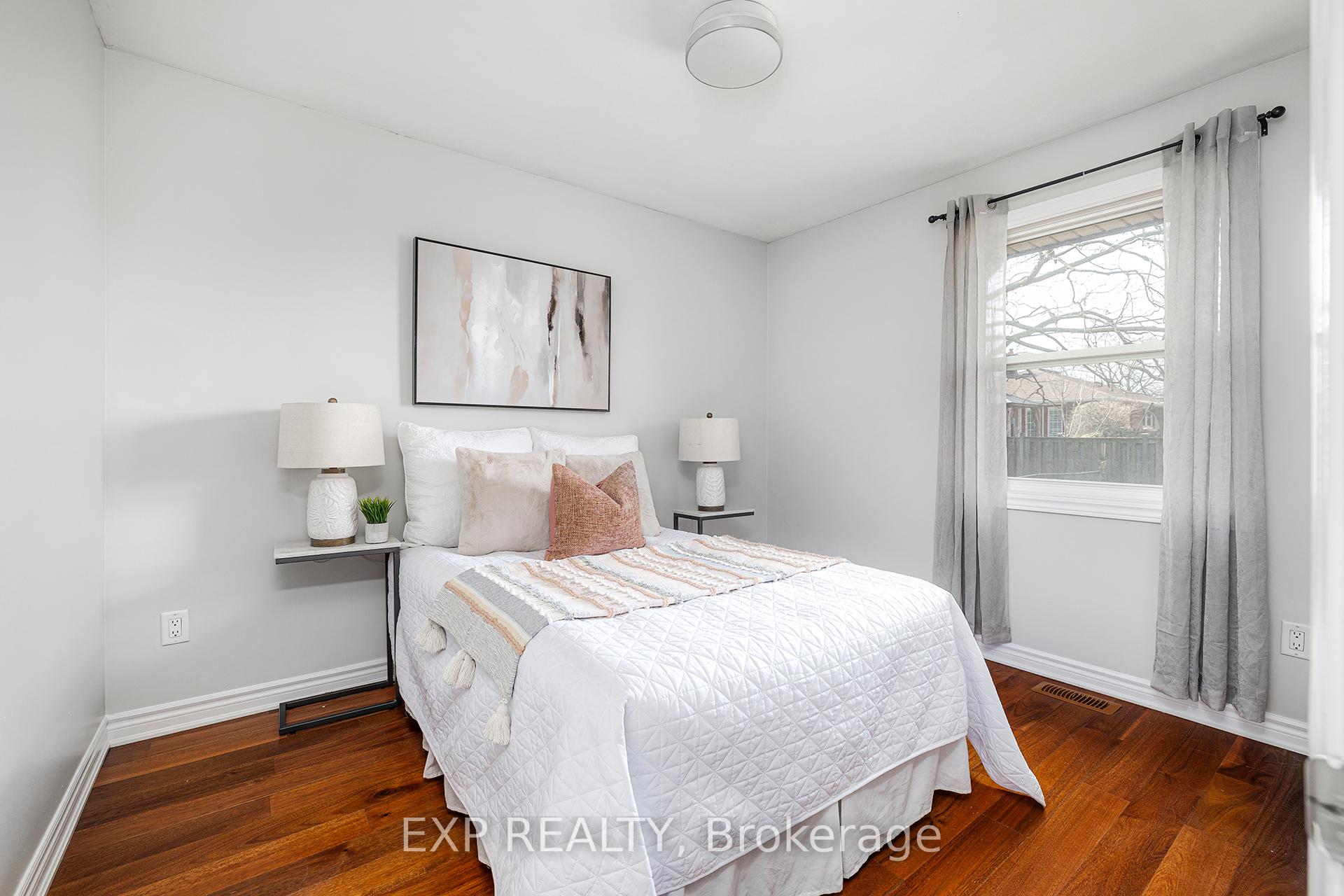 Photo 16 of 56 Toby Crescent, Hamilton, Huntington — HOMEH