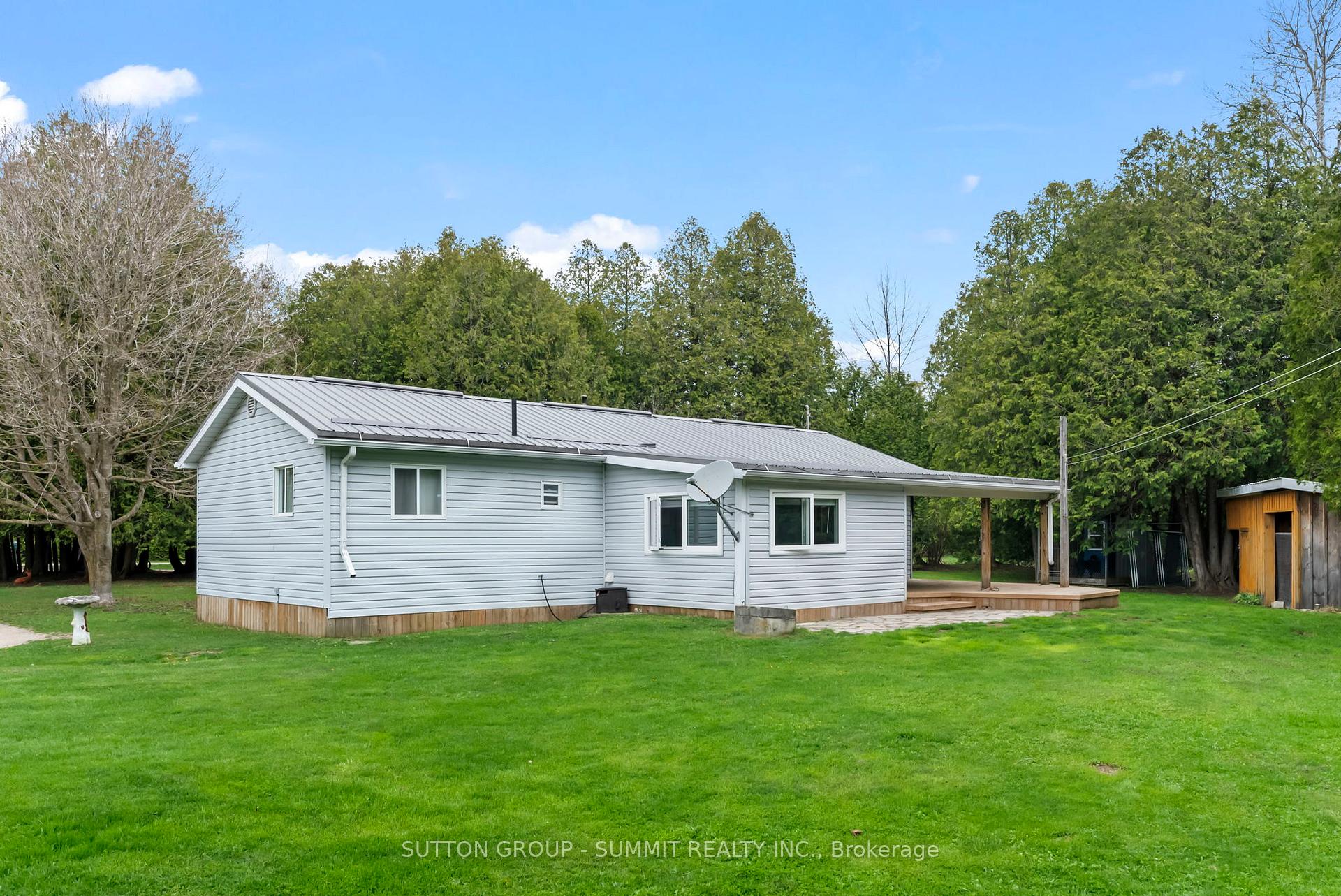 Photo 2 of 134 Paisley Drive, Chatsworth — HOMEH