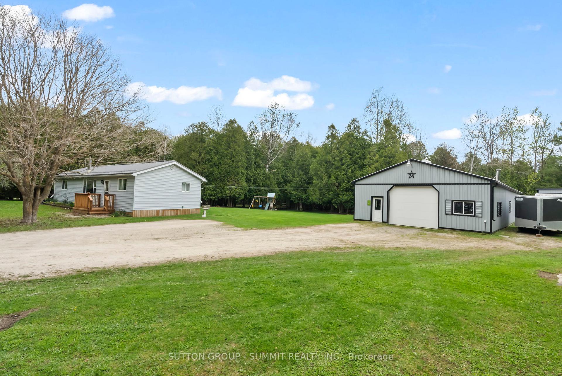 Photo 6 of 134 Paisley Drive, Chatsworth — HOMEH