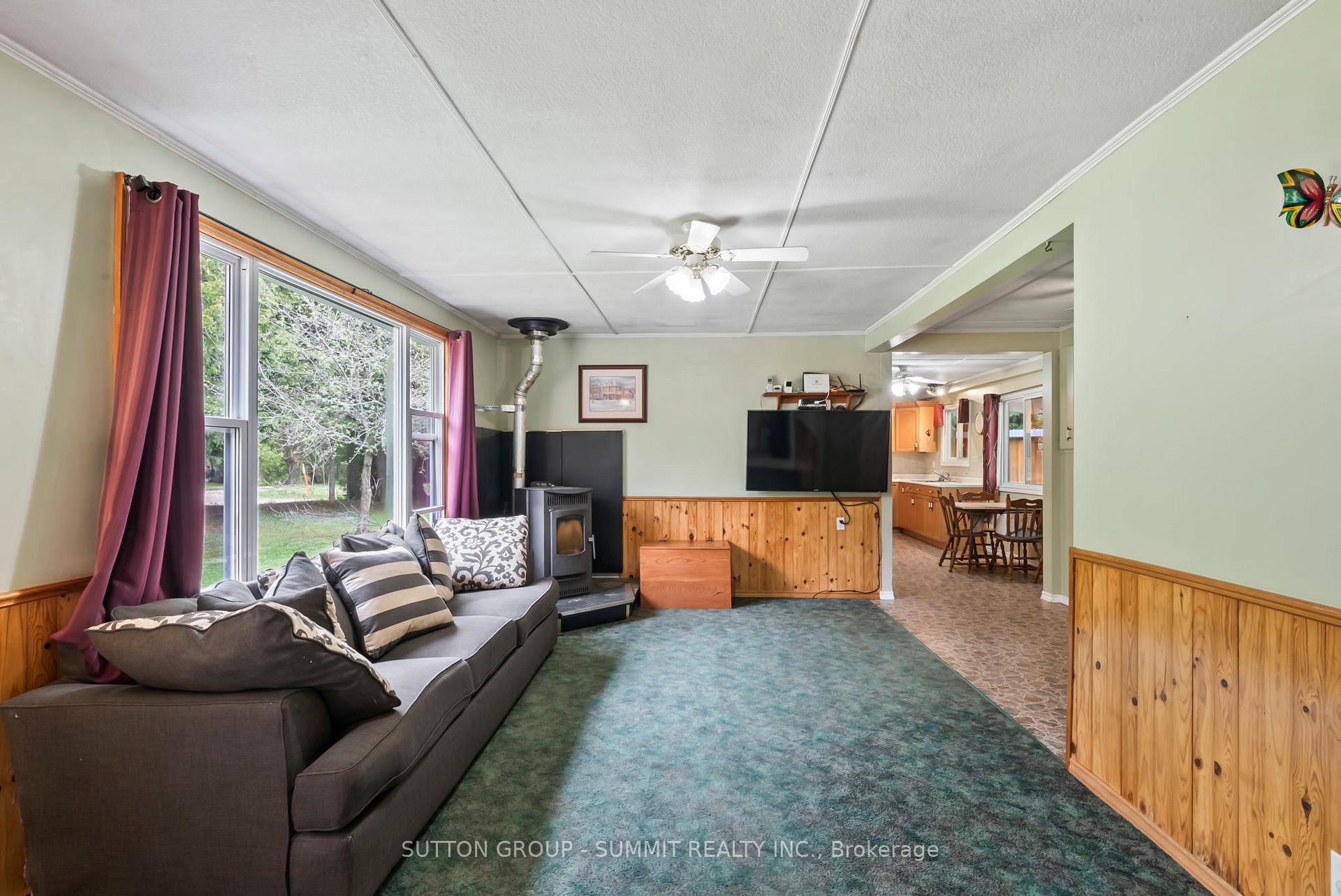 Photo 7 of 134 Paisley Drive, Chatsworth — HOMEH