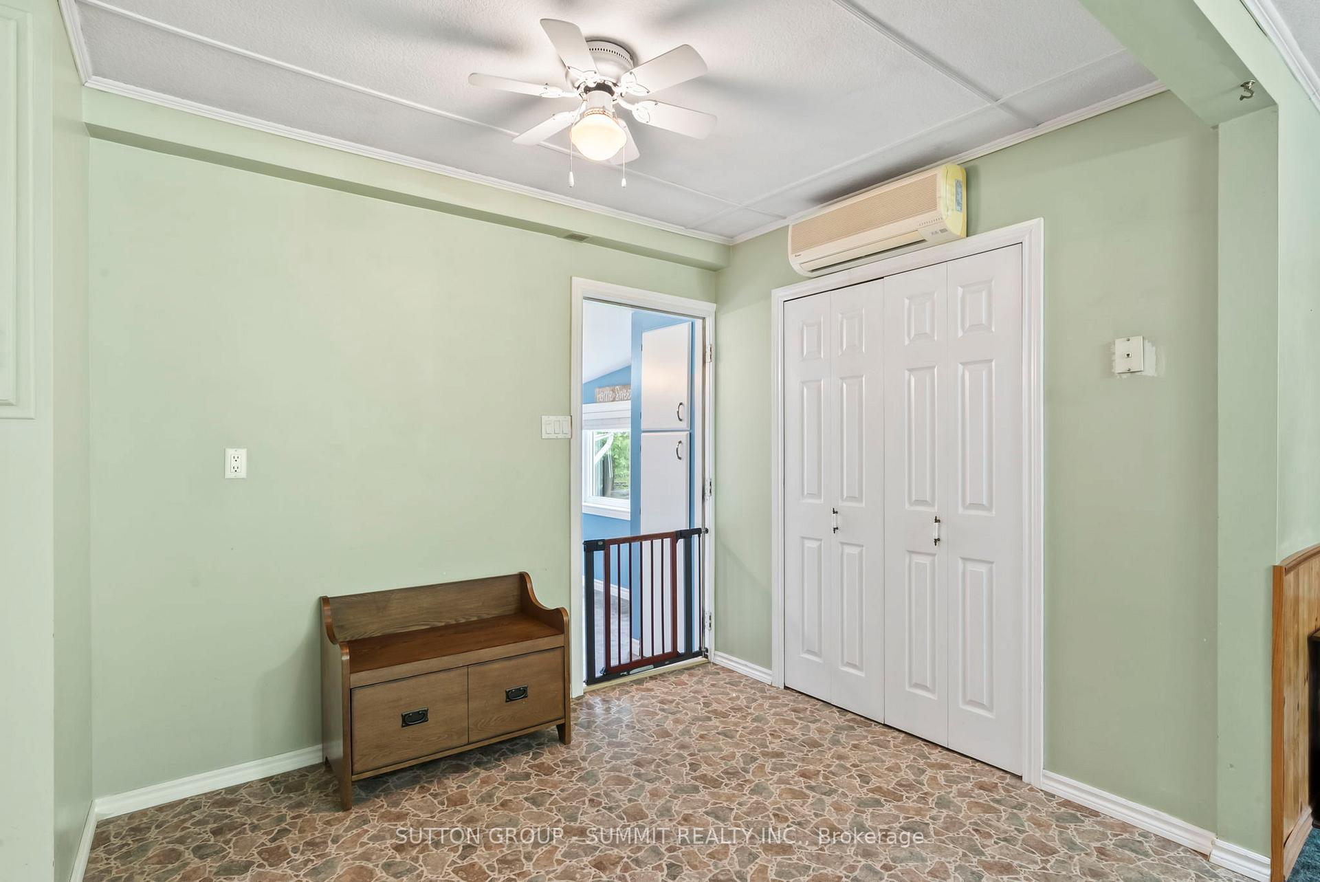 Photo 16 of 134 Paisley Drive, Chatsworth — HOMEH