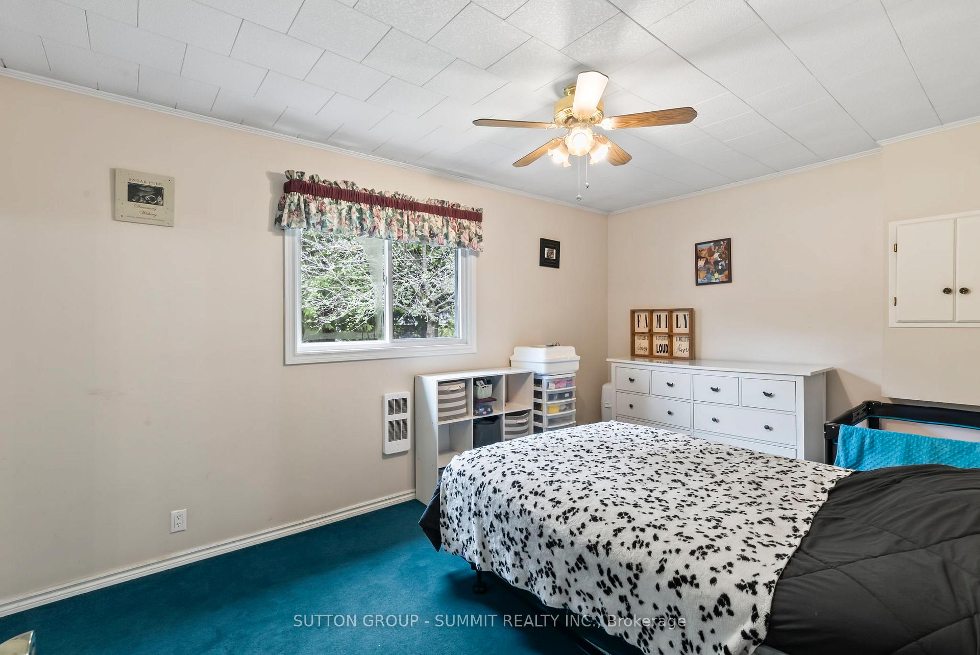 Photo 9 of 134 Paisley Drive, Chatsworth — HOMEH