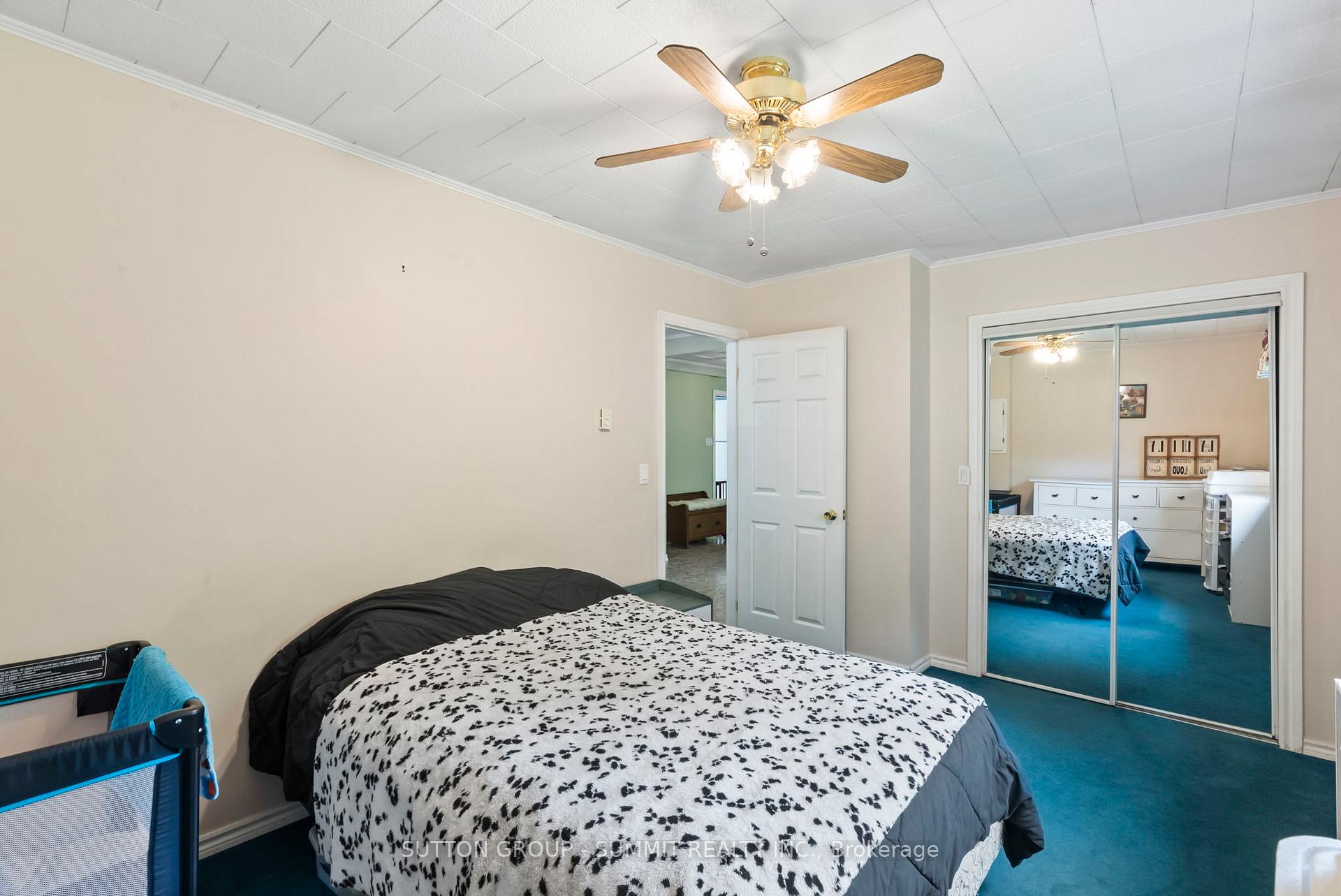 Photo 3 of 134 Paisley Drive, Chatsworth — HOMEH