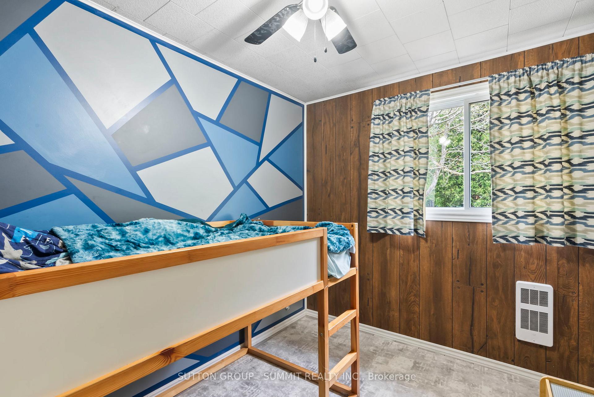 Photo 8 of 134 Paisley Drive, Chatsworth — HOMEH