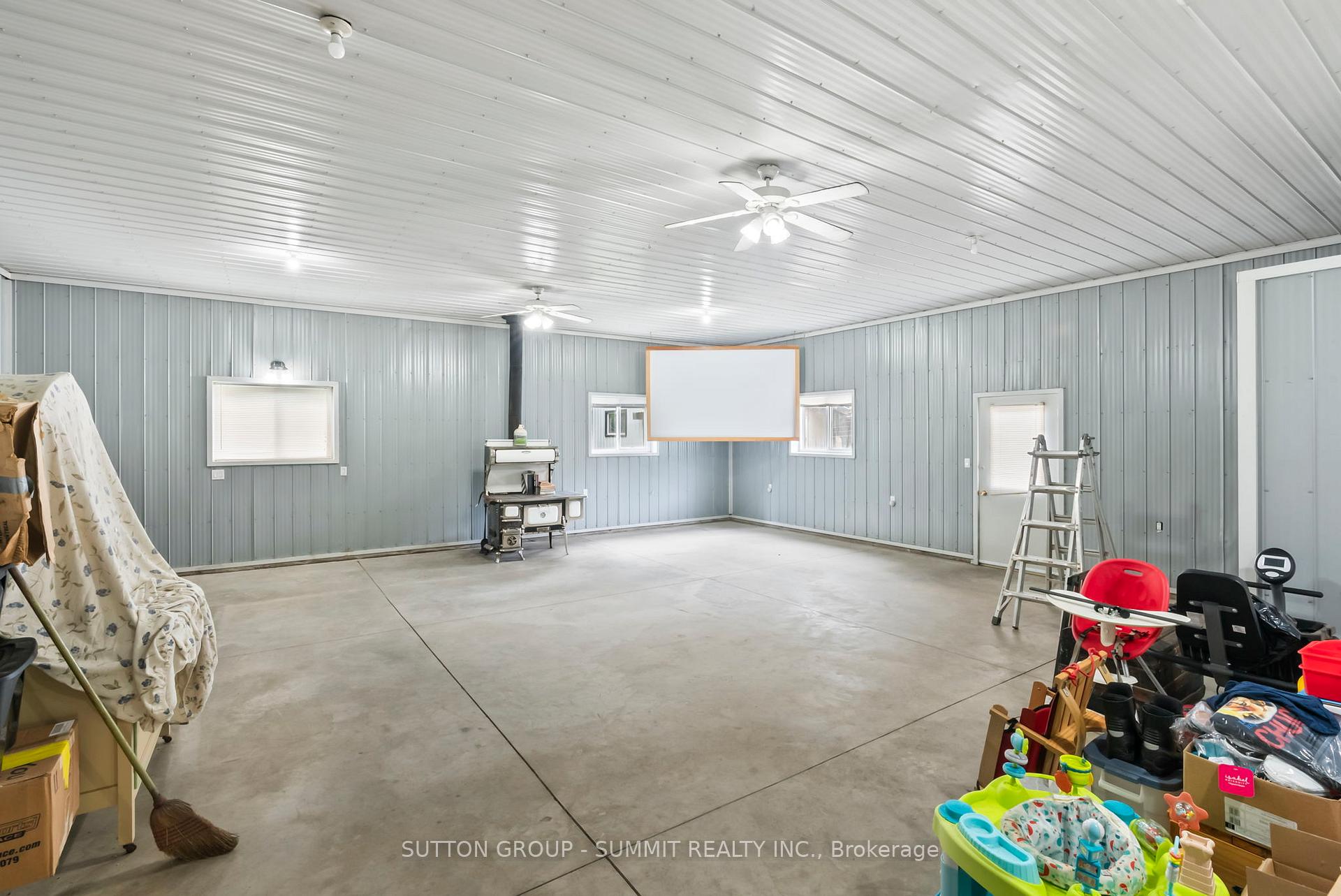Photo 37 of 134 Paisley Drive, Chatsworth — HOMEH