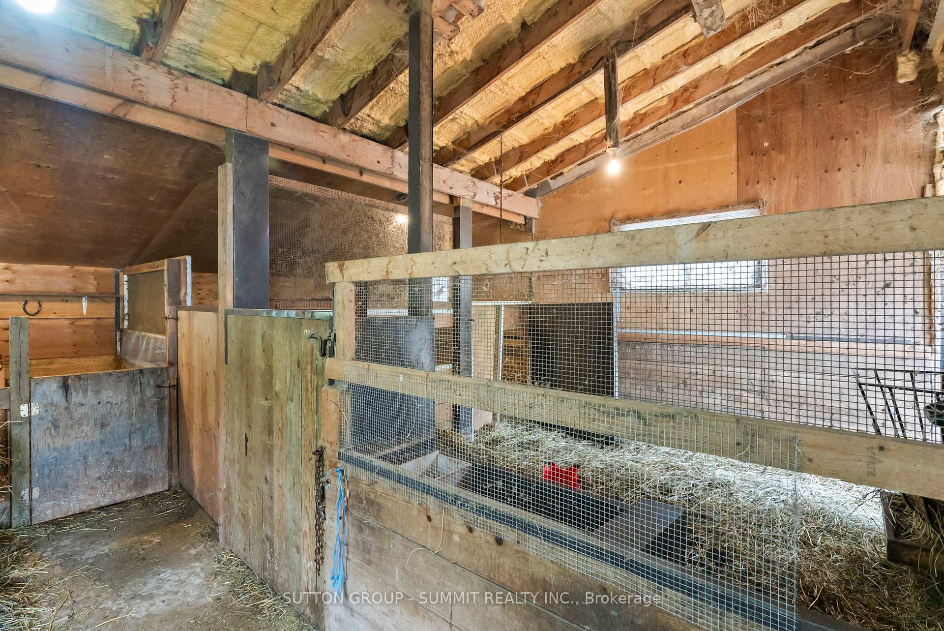 Photo 29 of 134 Paisley Drive, Chatsworth — HOMEH