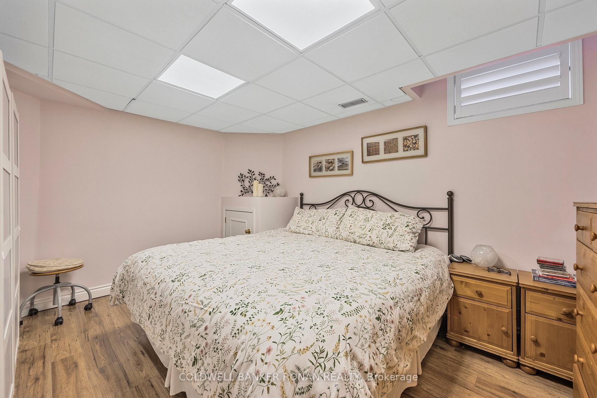 Photo 40 of 8 Coburn Crescent, New Tecumseth, Beeton — HOMEH