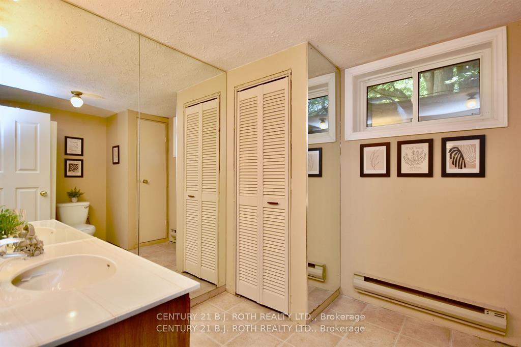 Photo 11 of 1166 Gill Road, Springwater, Midhurst — HOMEH