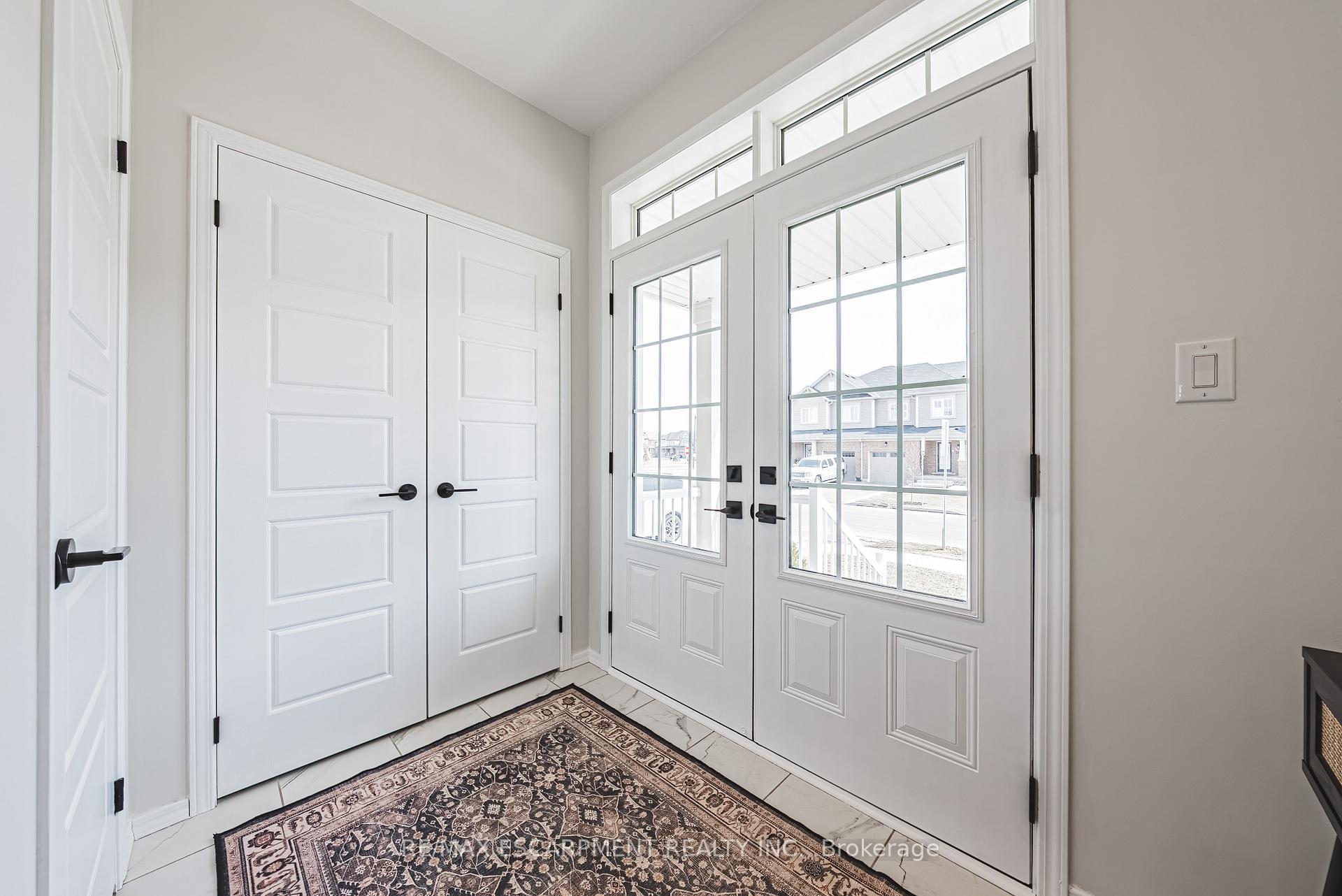 Photo 7 of 249 Kinsman Drive, Hamilton, Binbrook — HOMEH