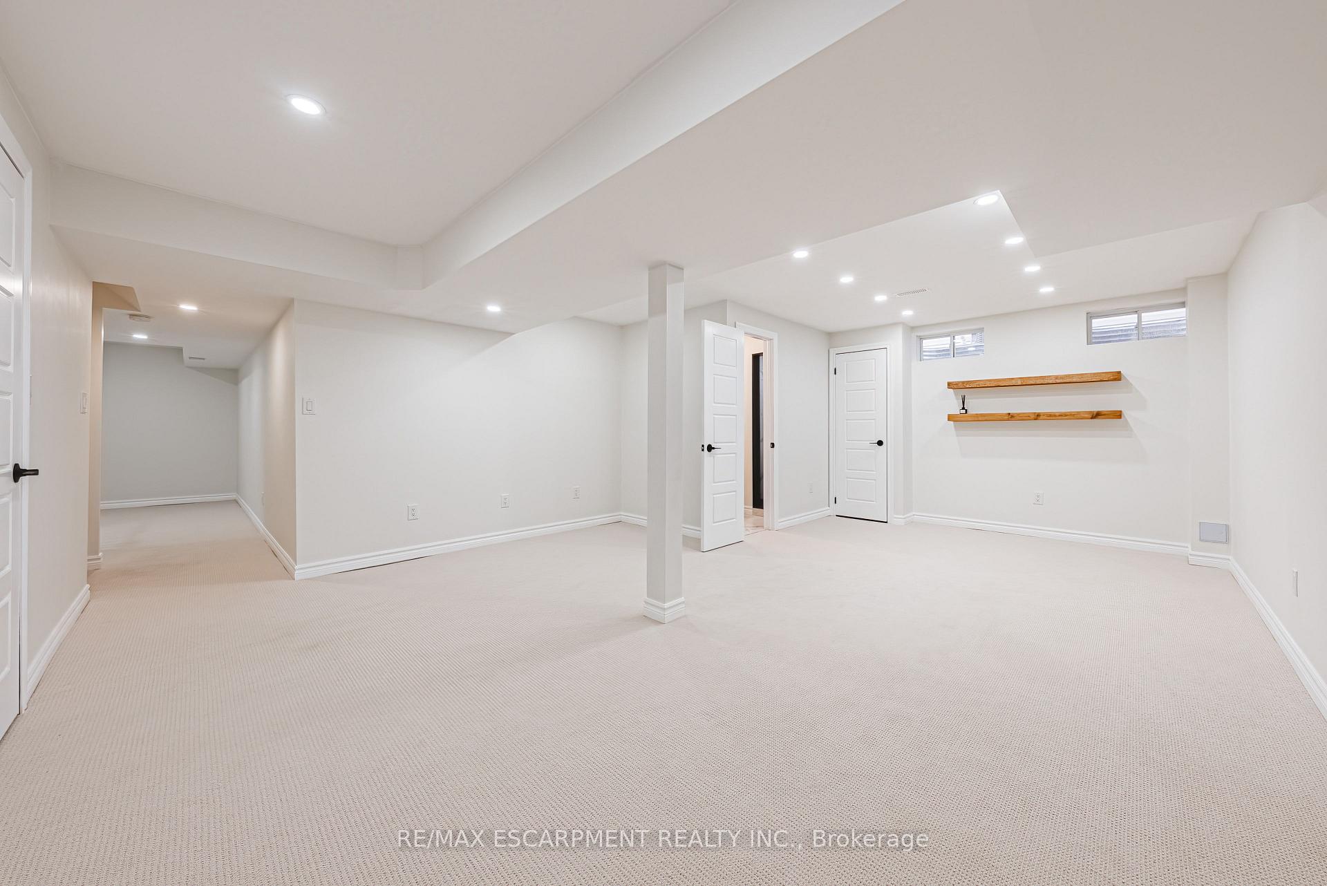 Photo 41 of 249 Kinsman Drive, Hamilton, Binbrook — HOMEH