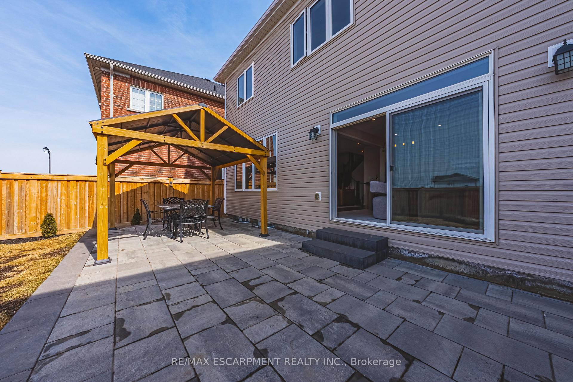Photo 44 of 249 Kinsman Drive, Hamilton, Binbrook — HOMEH