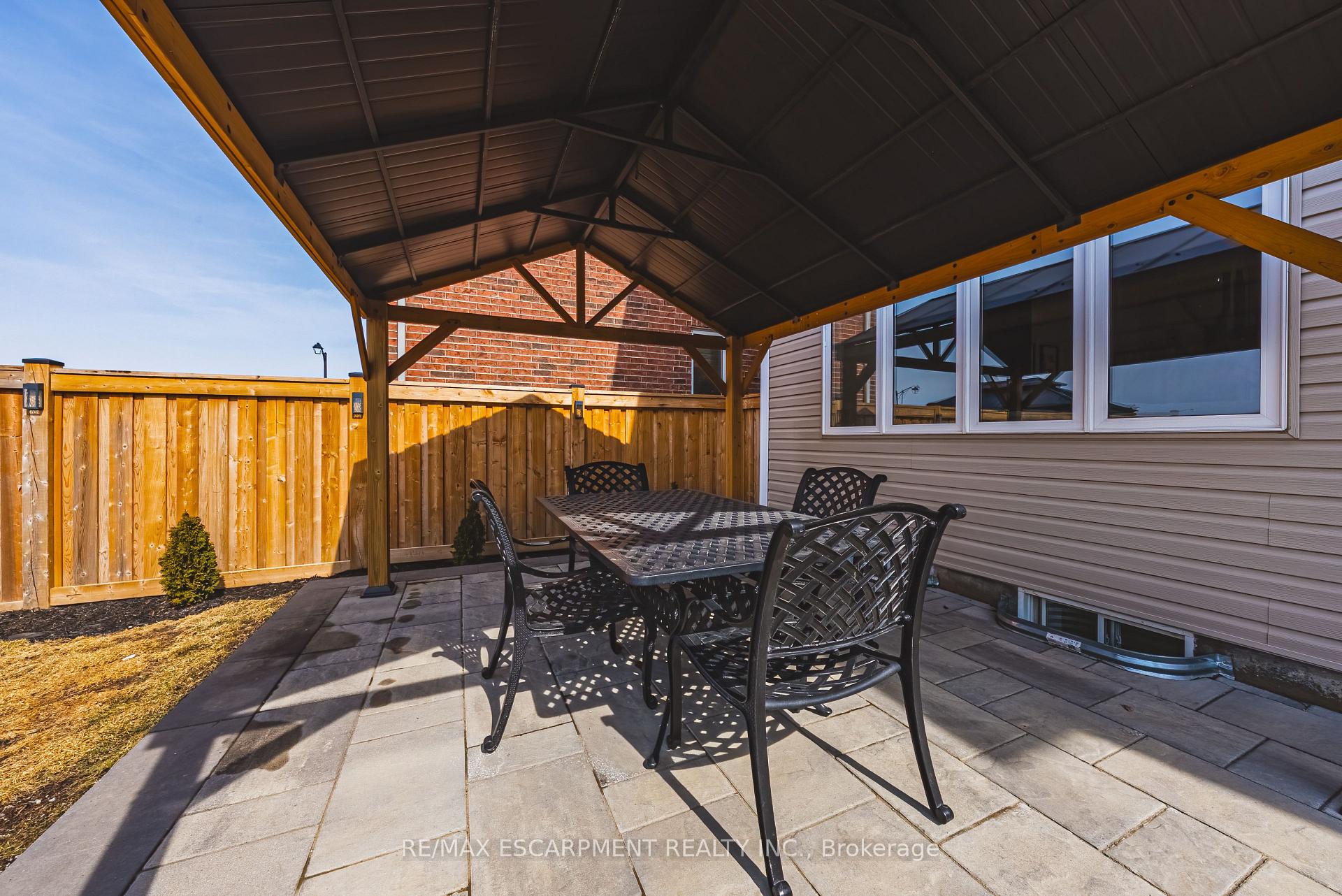 Photo 43 of 249 Kinsman Drive, Hamilton, Binbrook — HOMEH