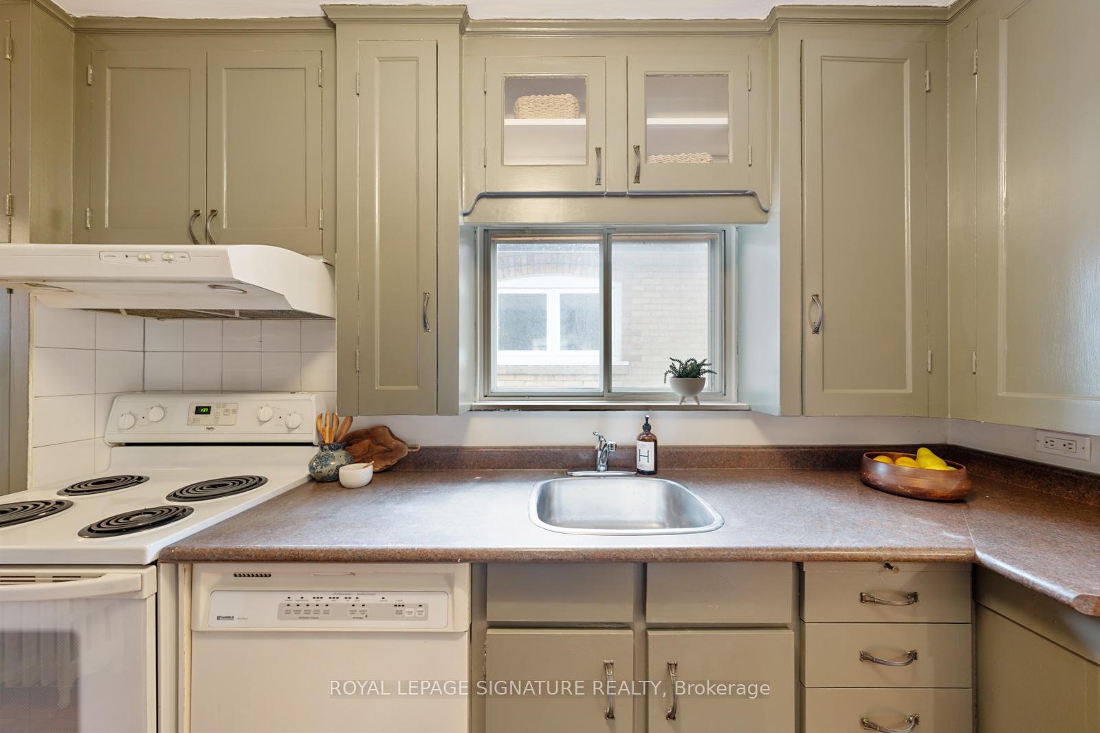 Photo 15 of 34 Wolverton Avenue, Toronto, East York — HOMEH