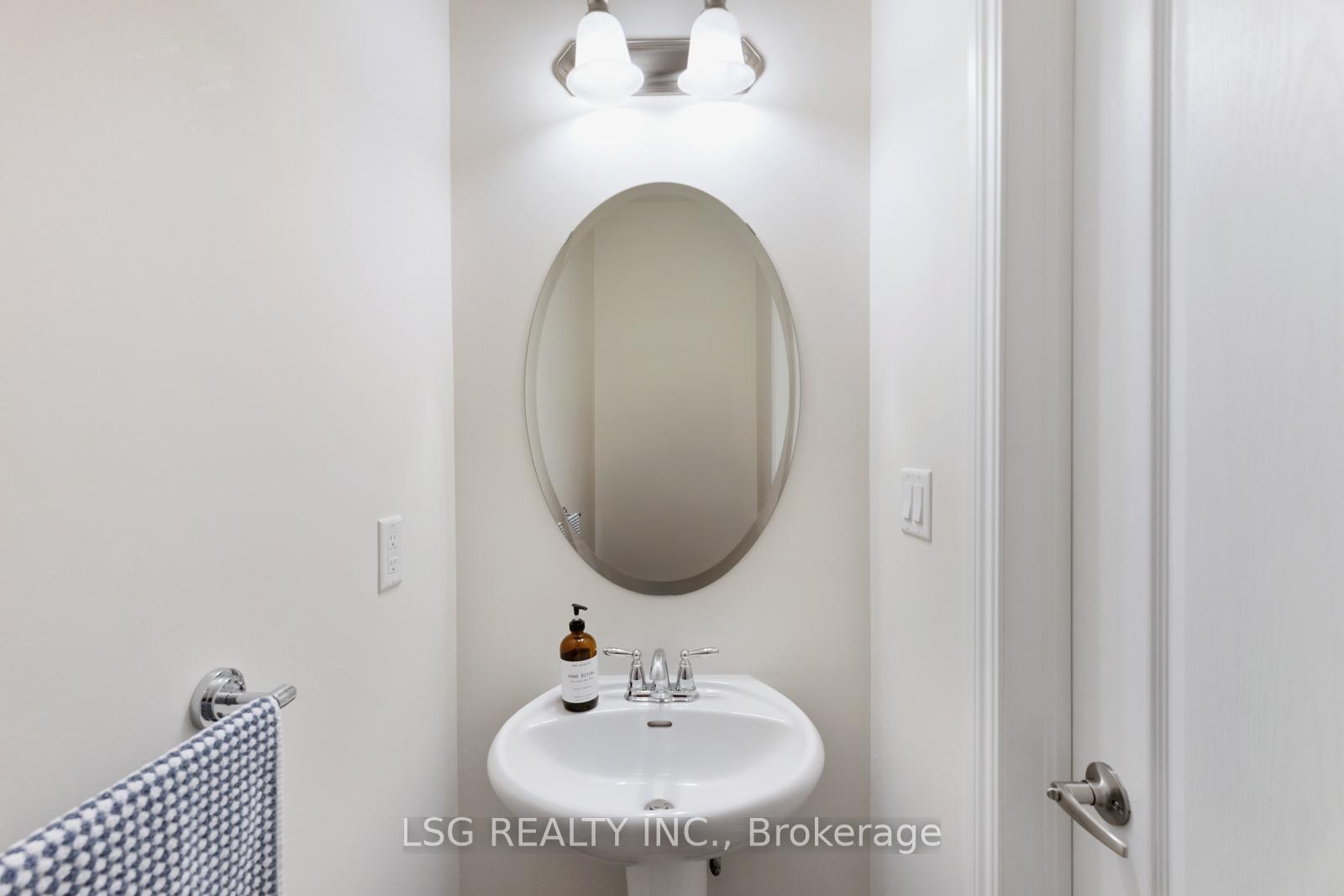 Photo 8 of 312 Roy Harper Avenue, Aurora, Rural Aurora — HOMEH