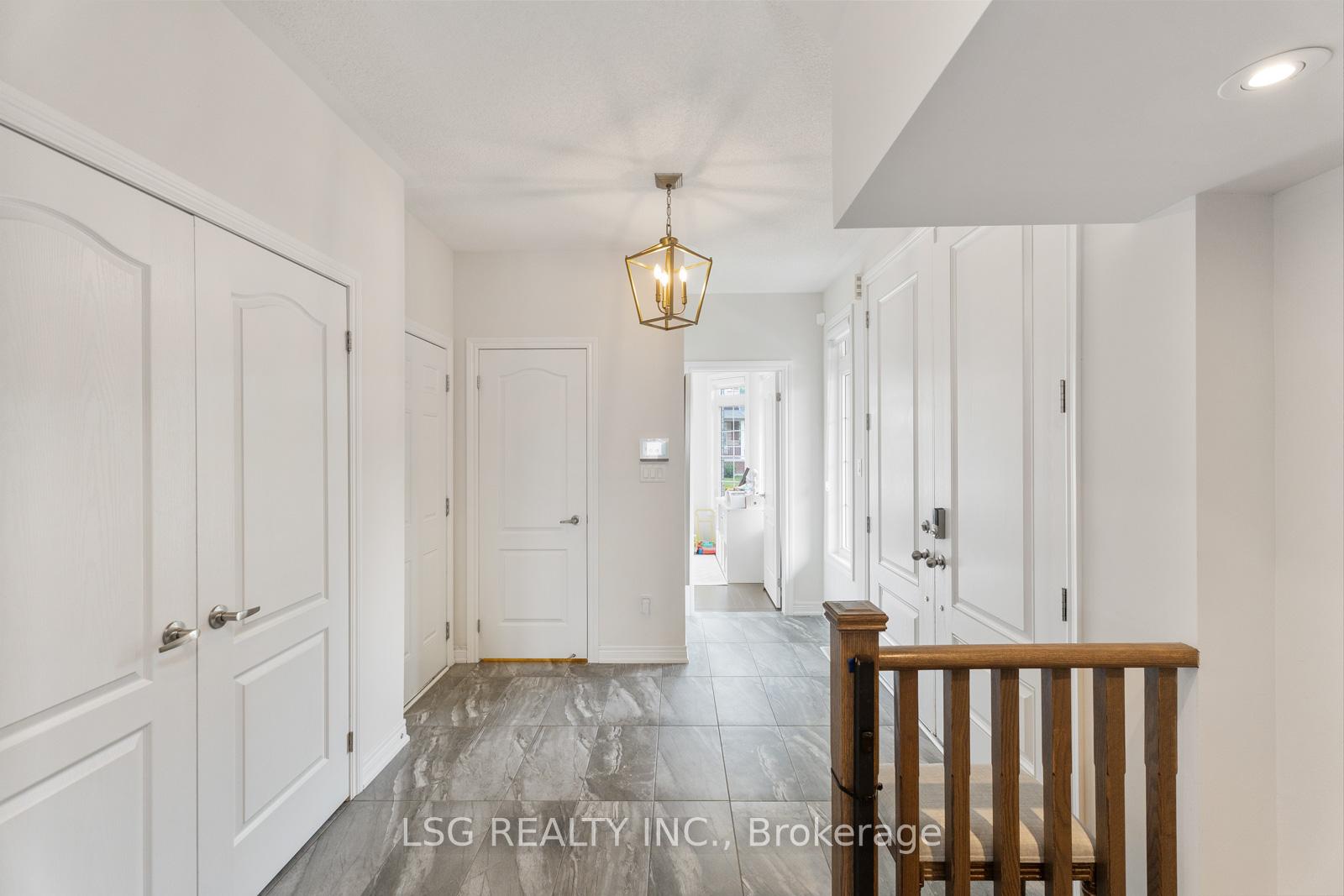 Photo 9 of 312 Roy Harper Avenue, Aurora, Rural Aurora — HOMEH