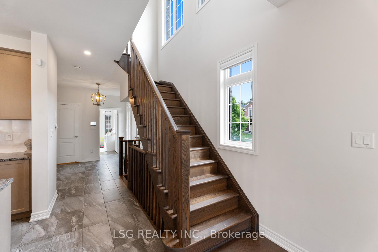 Photo 19 of 312 Roy Harper Avenue, Aurora, Rural Aurora — HOMEH