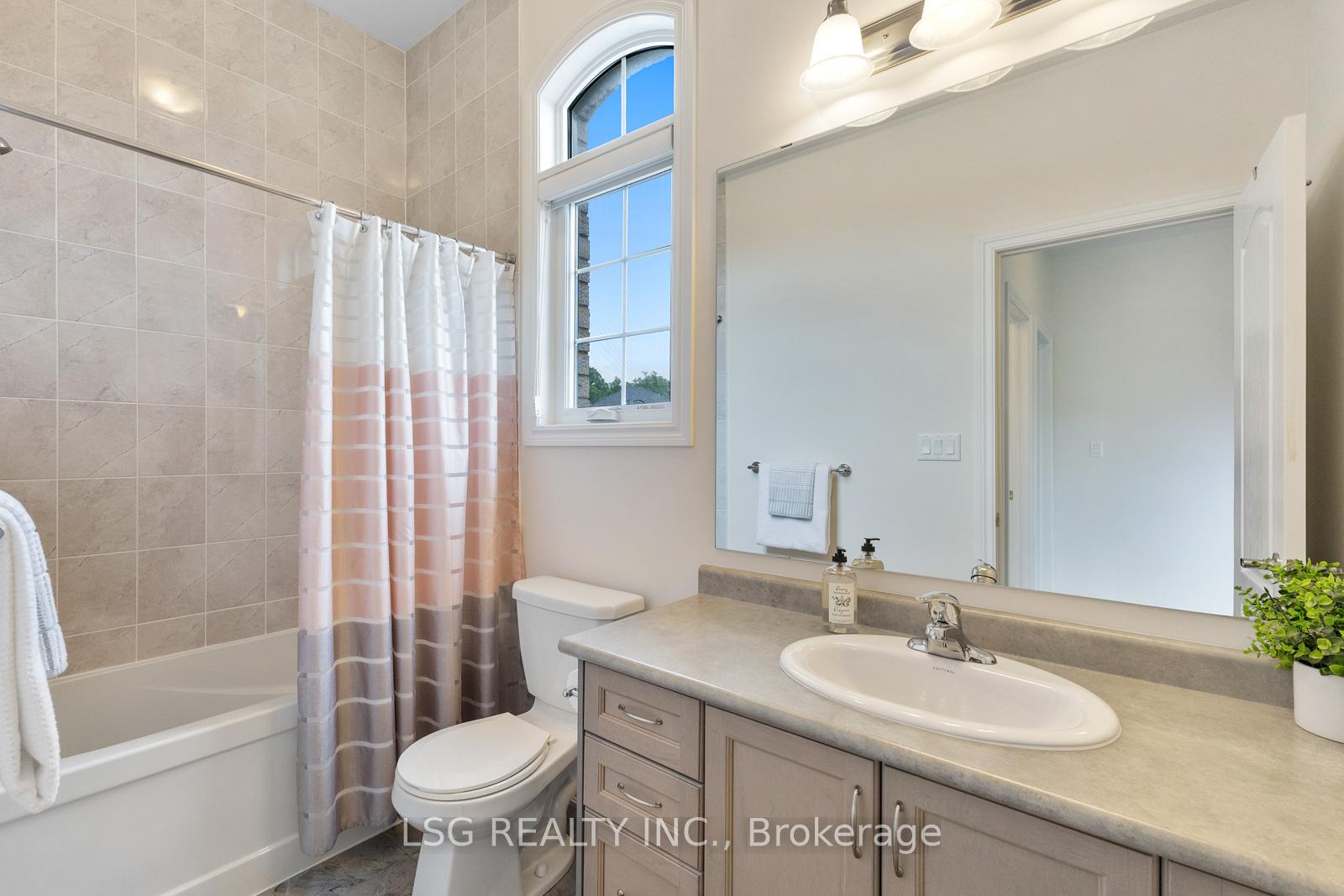 Photo 27 of 312 Roy Harper Avenue, Aurora, Rural Aurora — HOMEH