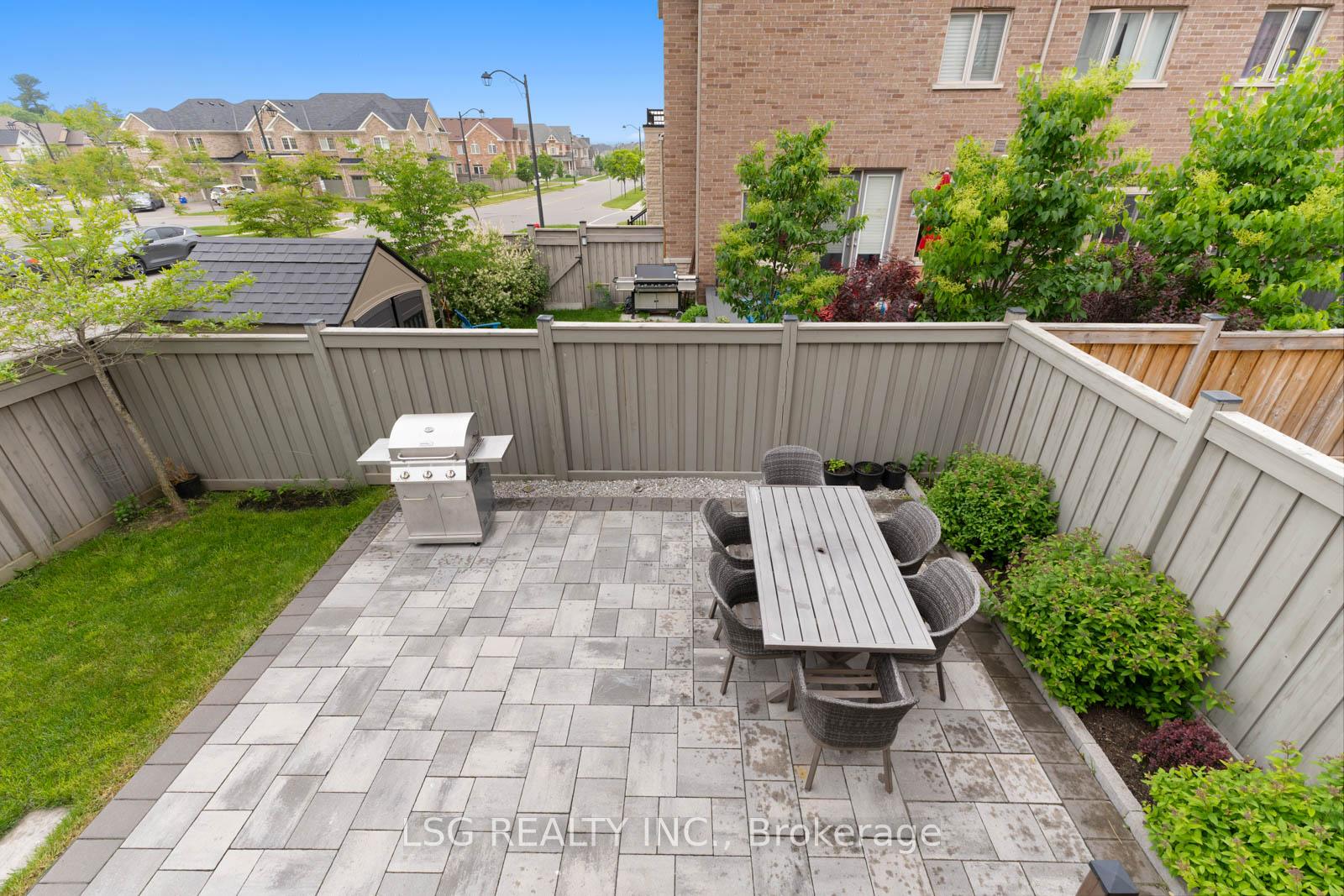 Photo 48 of 312 Roy Harper Avenue, Aurora, Rural Aurora — HOMEH