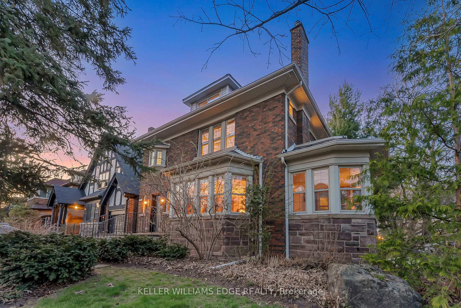 Photo 1 of 969 Montclair Avenue, Hamilton, Delta — HOMEH