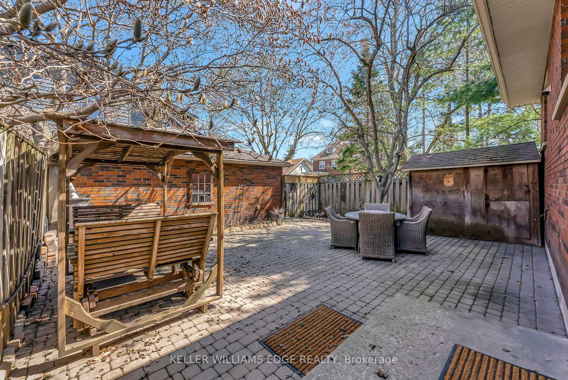 Photo 37 of 969 Montclair Avenue, Hamilton, Delta — HOMEH