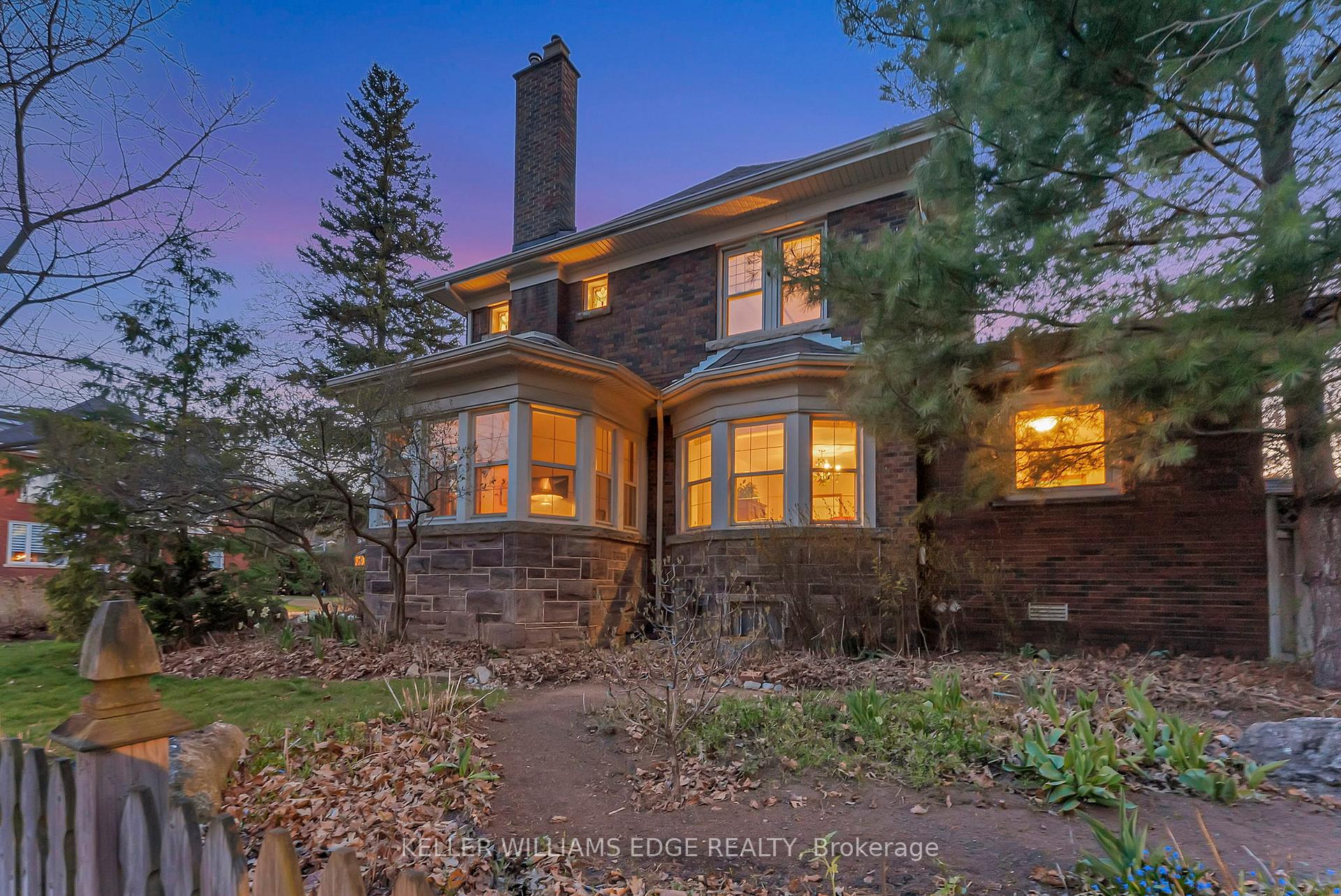 Photo 18 of 969 Montclair Avenue, Hamilton, Delta — HOMEH