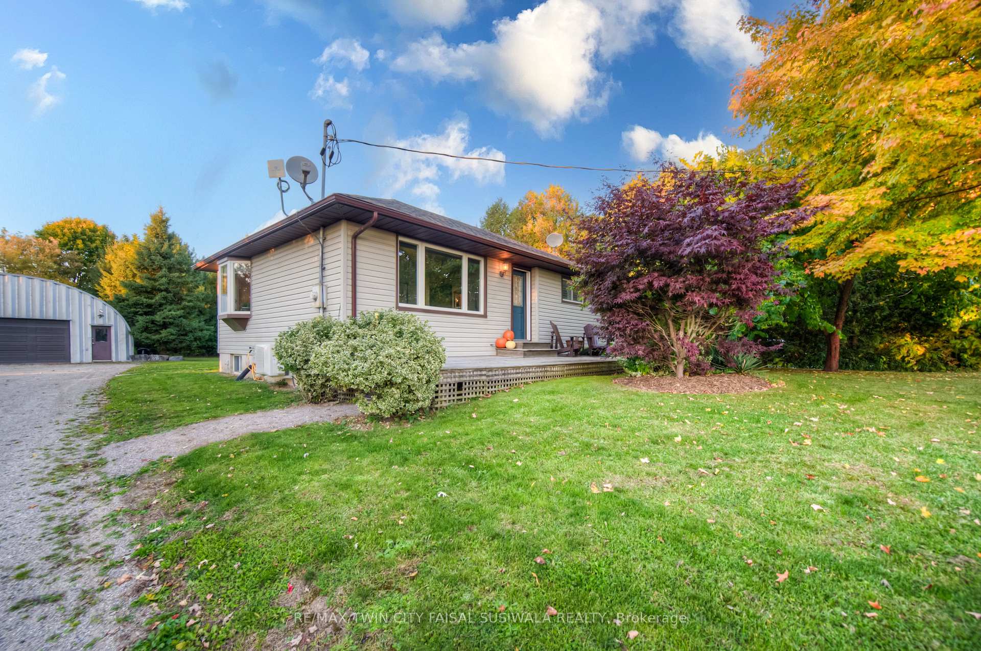 Photo 3 of 1855 Concession 8 Road W, Hamilton, Rural Flamborough — HOMEH