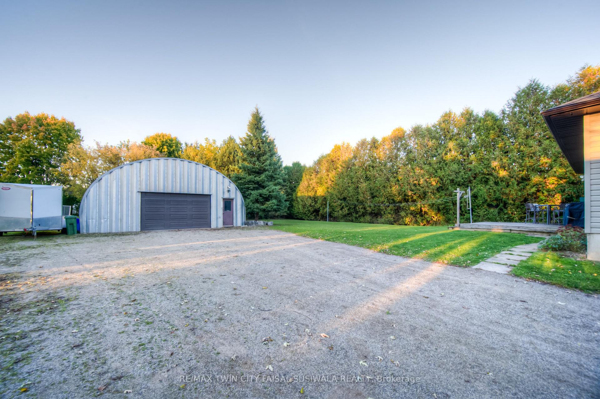 Photo 17 of 1855 Concession 8 Road W, Hamilton, Rural Flamborough — HOMEH