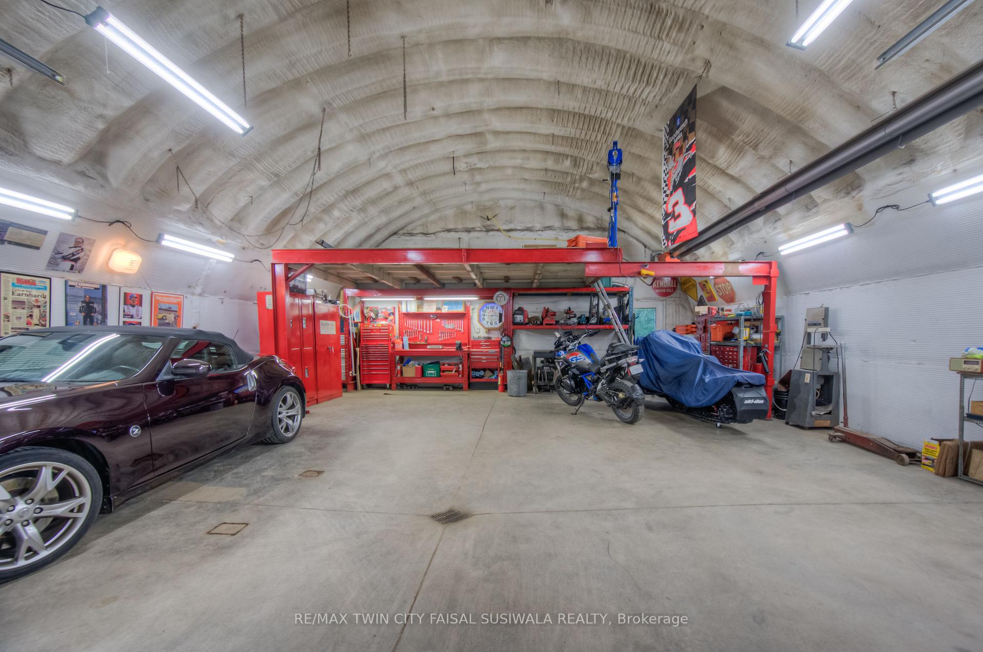 Photo 14 of 1855 Concession 8 Road W, Hamilton, Rural Flamborough — HOMEH