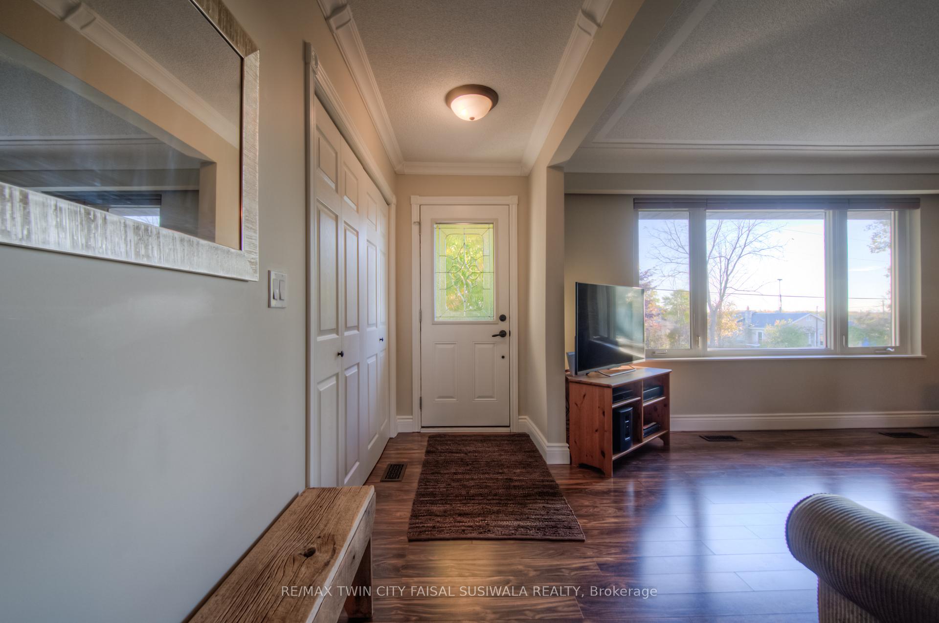 Photo 19 of 1855 Concession 8 Road W, Hamilton, Rural Flamborough — HOMEH