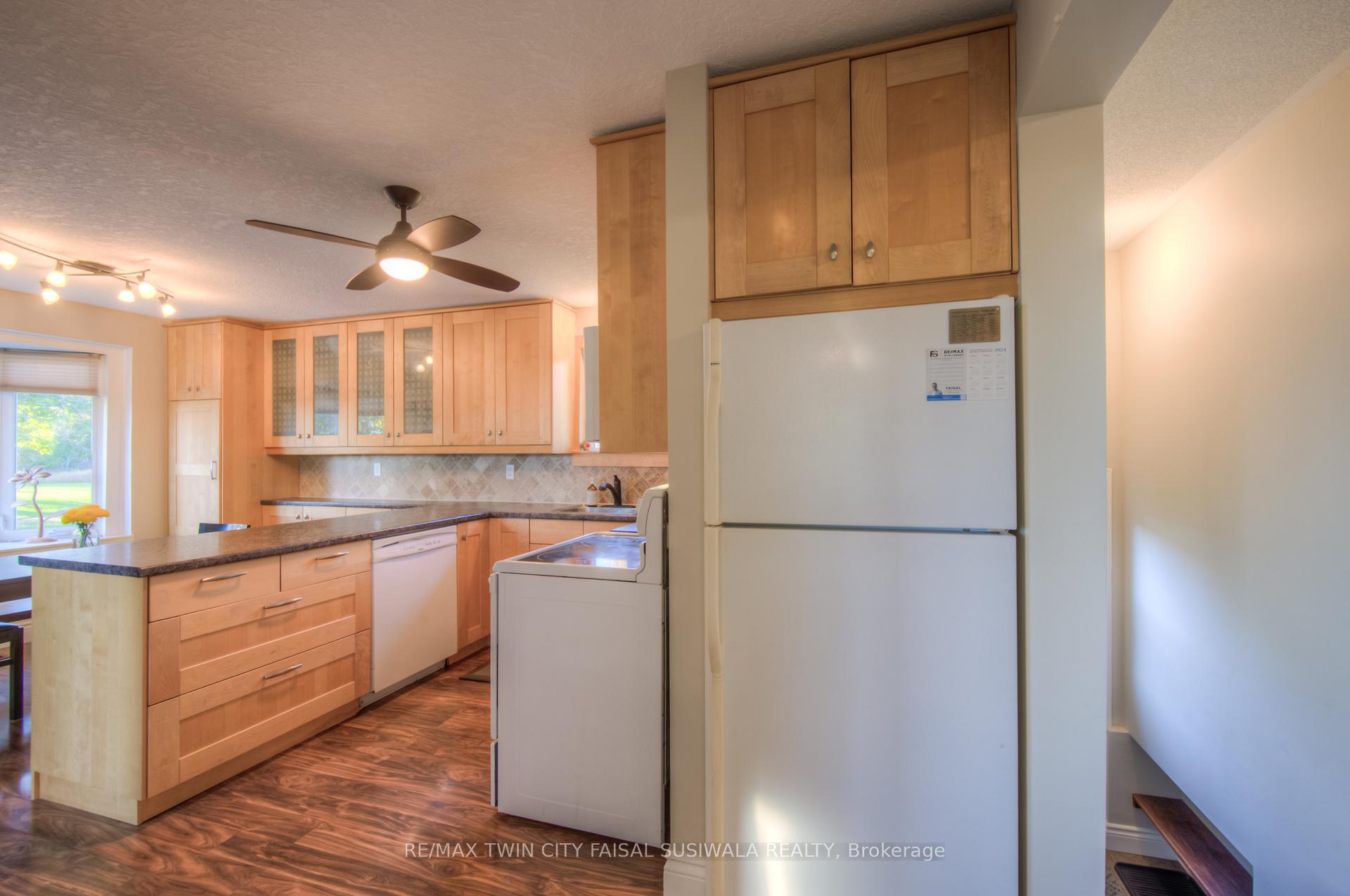 Photo 11 of 1855 Concession 8 Road W, Hamilton, Rural Flamborough — HOMEH