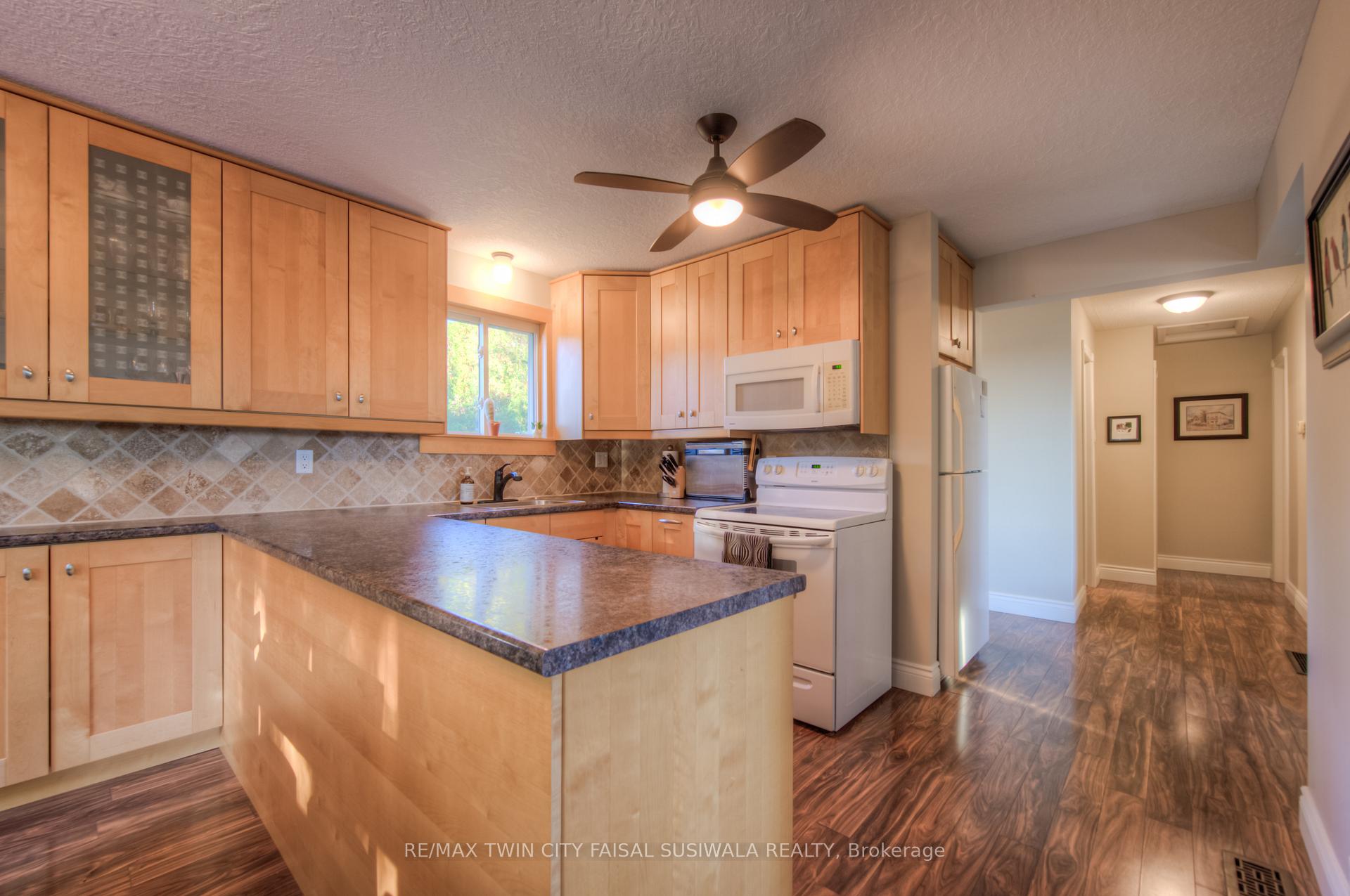 Photo 8 of 1855 Concession 8 Road W, Hamilton, Rural Flamborough — HOMEH