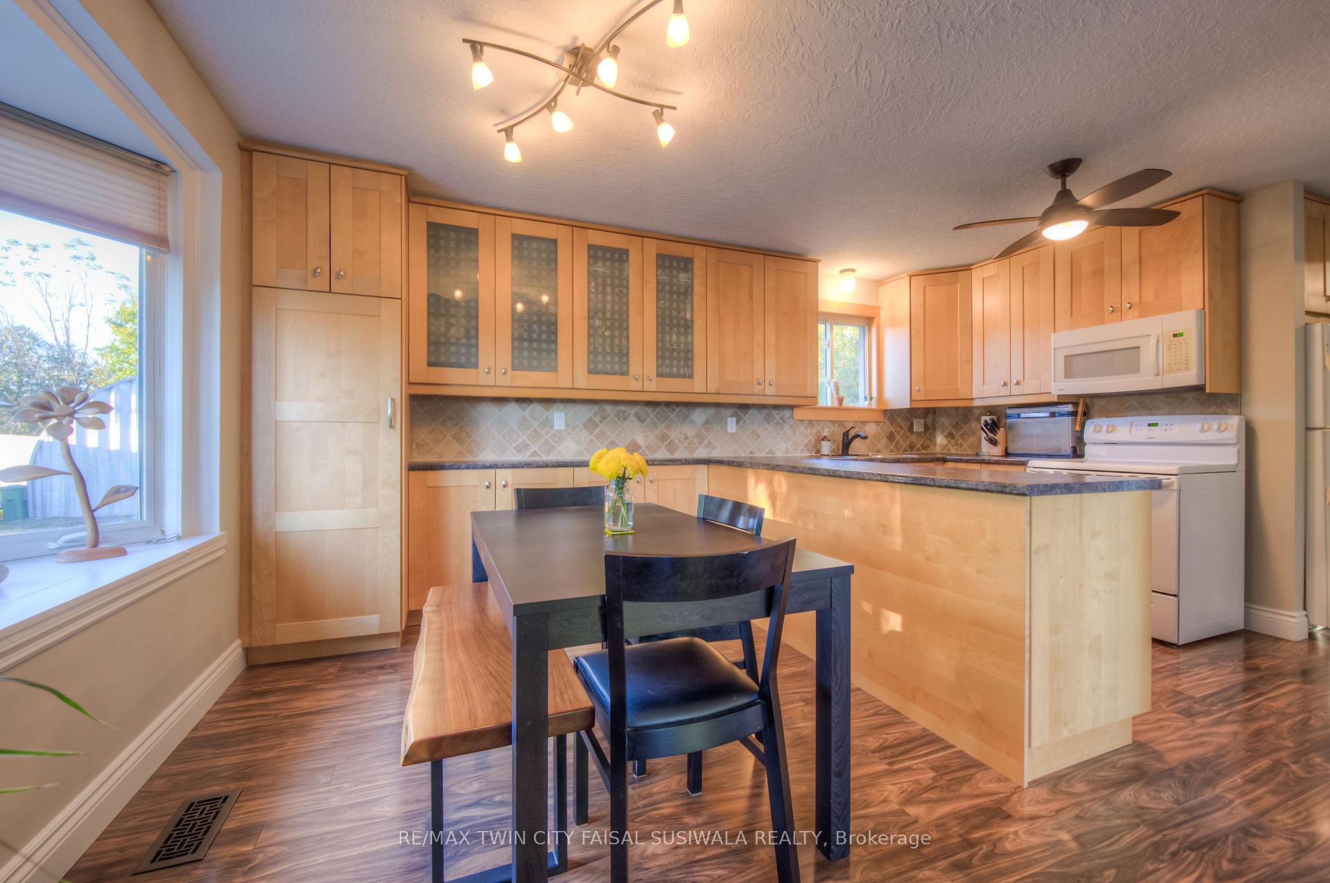 Photo 30 of 1855 Concession 8 Road W, Hamilton, Rural Flamborough — HOMEH