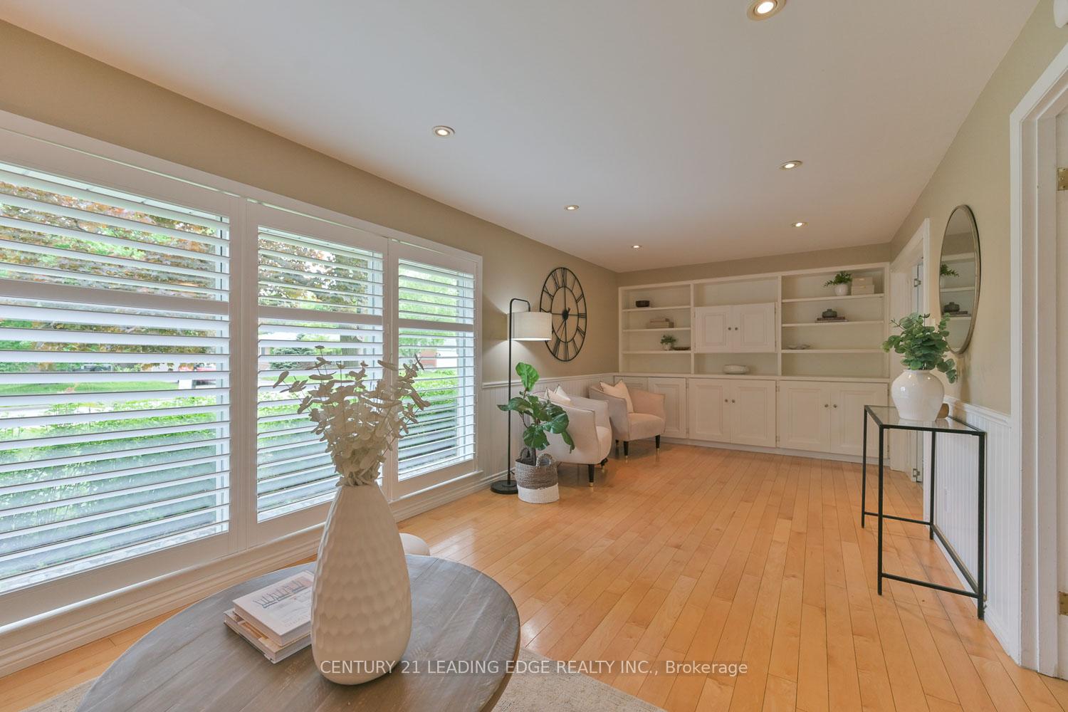 Photo 9 of 40 Fonthill Boulevard, Markham, Unionville — HOMEH